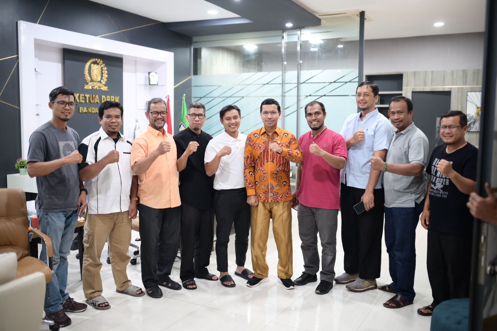 Ketua DPRK Diskusi Prospek Usaha Warkop Bersama Komunitas Kopi Takengon