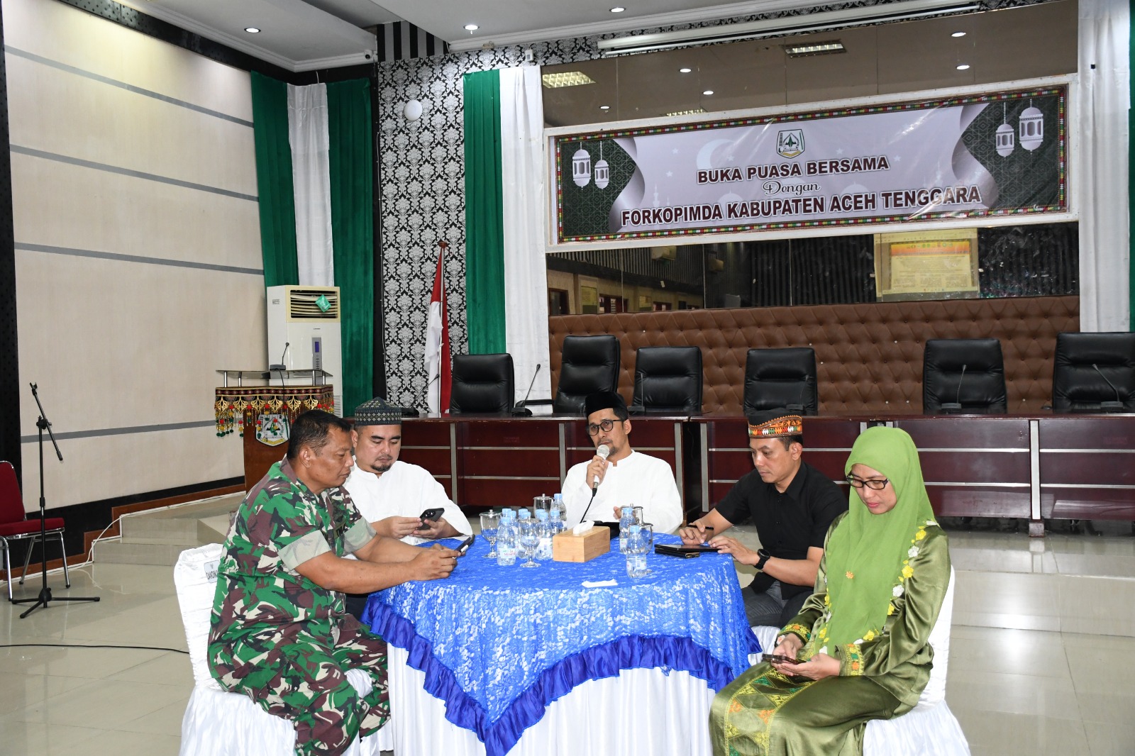 Pj Bupati Agara Buka Puasa Bersama Dan Evaluasi Imbauan Forkopimda