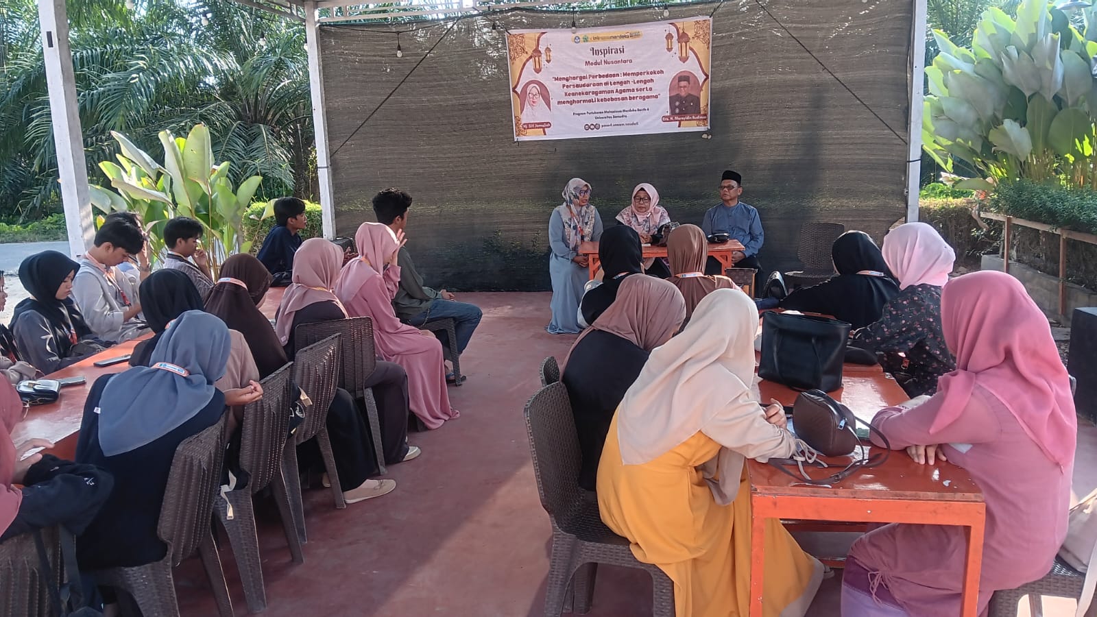 Ketua MAA Langsa Perkenalkan Keistimewaan Aceh Kepada Mahasiswa Luar Pulau Sumatra