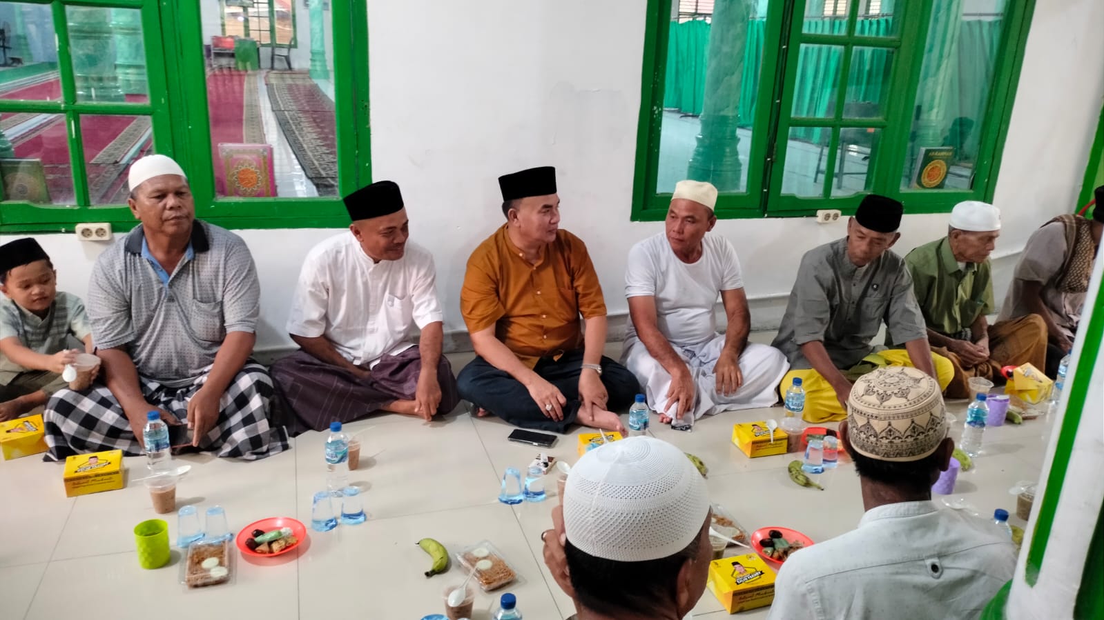 Salim Fakhry Bukber Di Masjid Biak Muli Agara