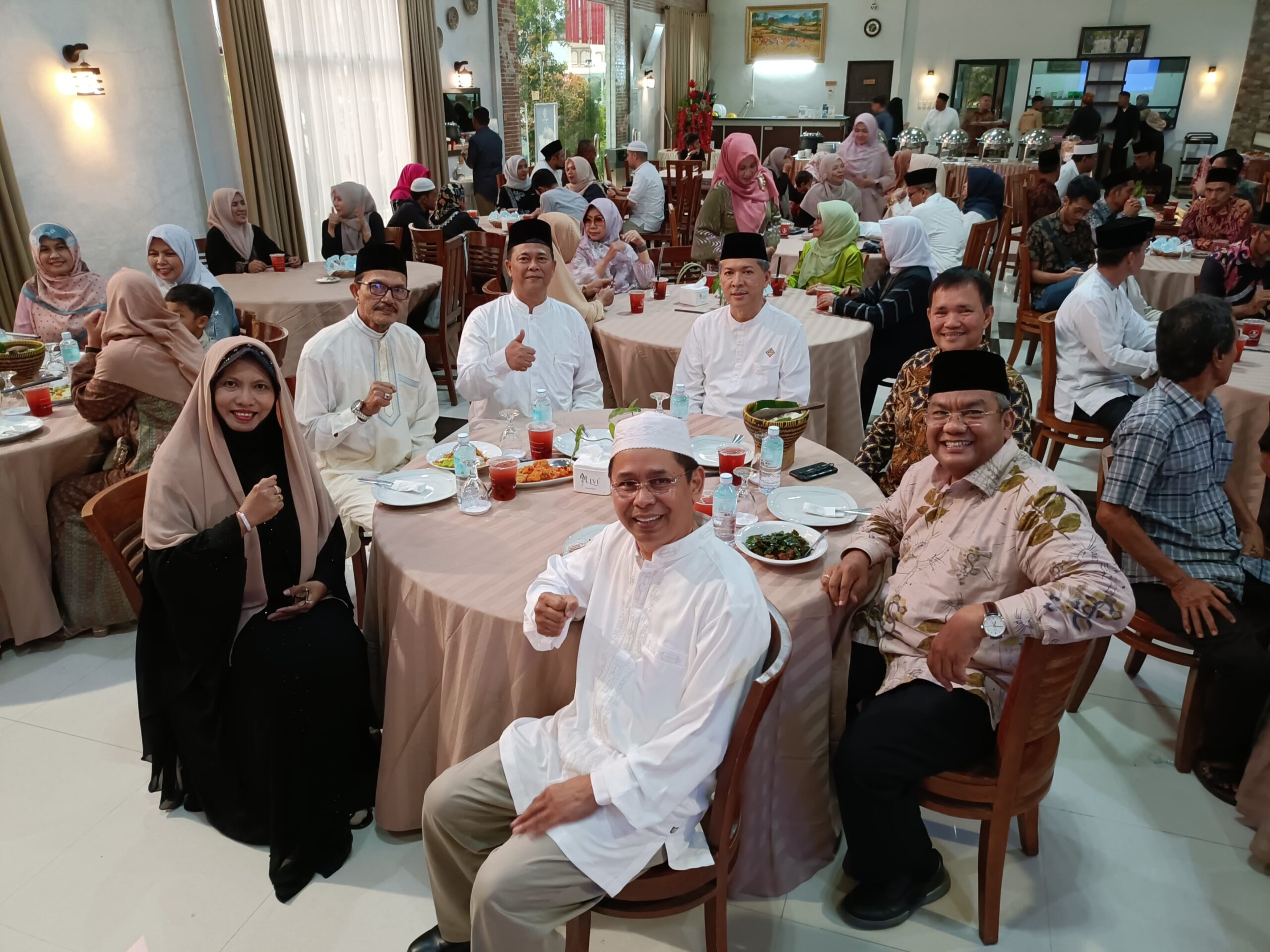 ICMI Aceh Gelar Dialog Kebangkitan Ekonomi Syariah Dan Bukber