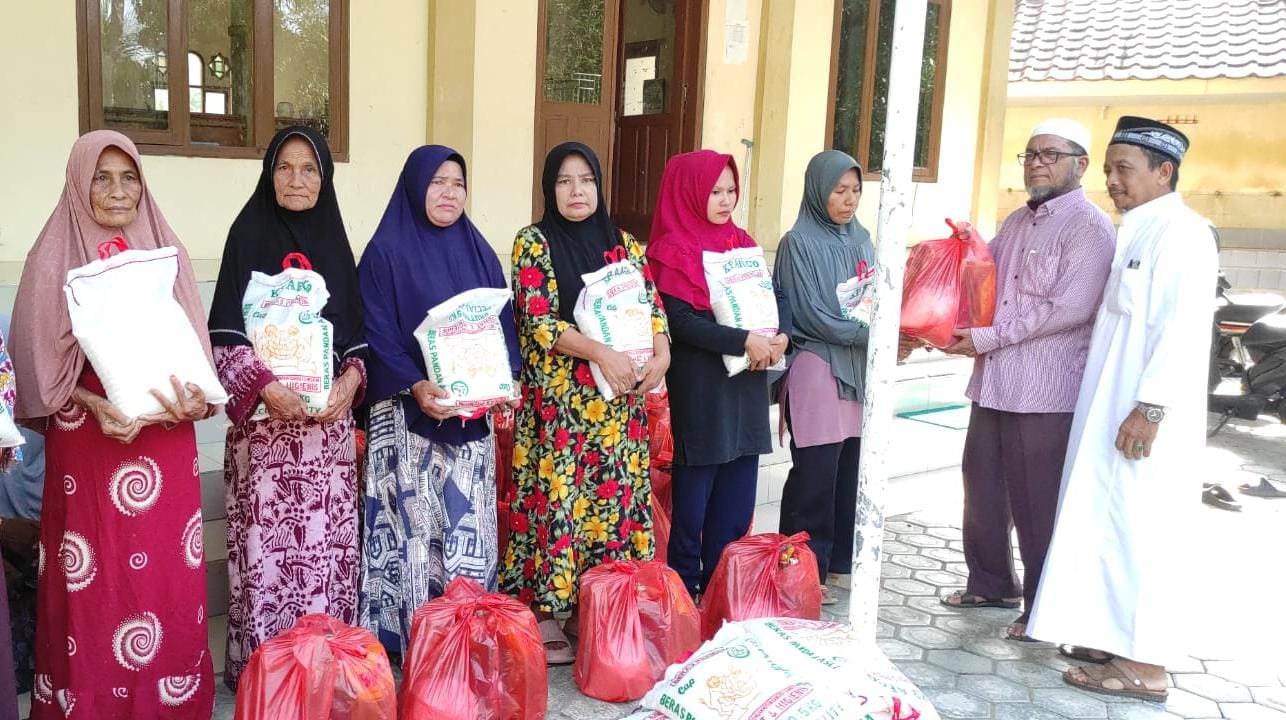 Sambut Idul Fitri, DDA Bagikan Paket Sembako Bagi Keluarga Kurang Mampu