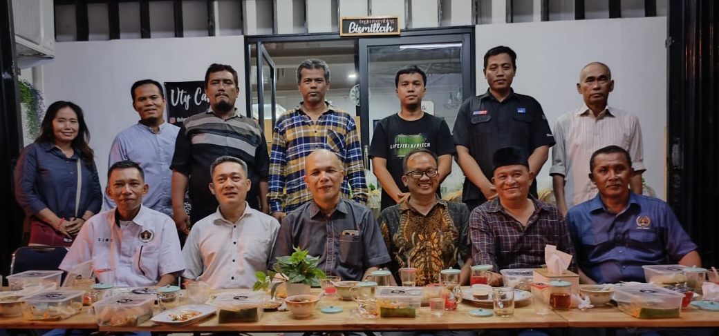 Ukir Prestasi Untuk Negeri, Indako Apresiasi Para Pebalap Astra Honda