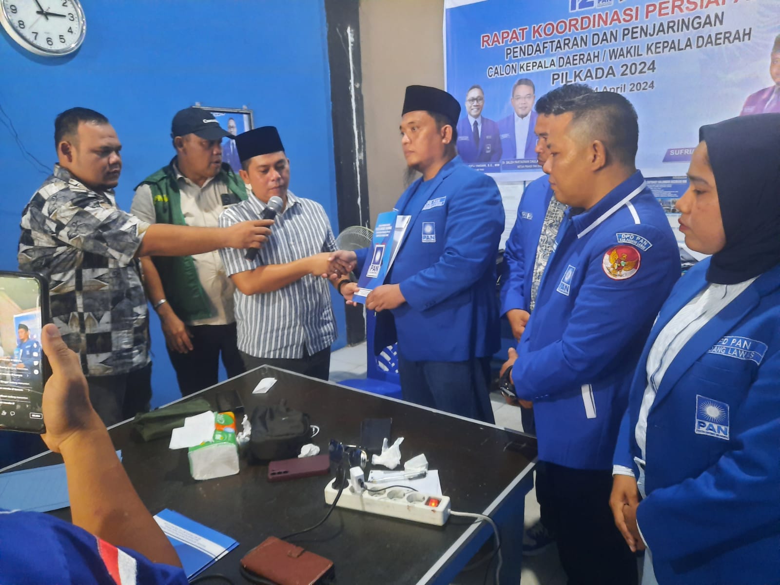 Setelah Mendaftar Ke PD Dan PDIP, Putra Mahkota Mendaftar Ke PAN