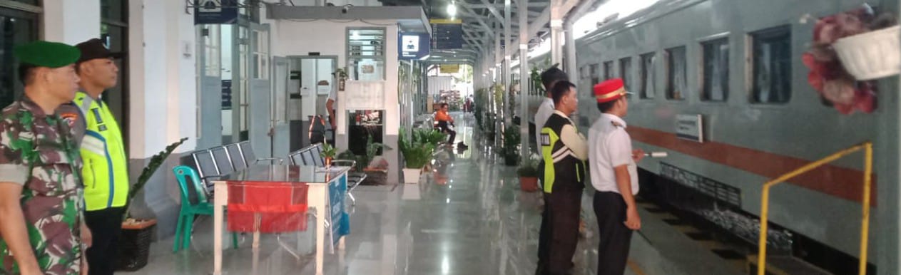 Jelang Perayaan Hari Raya Idul Fitri, Polres P.Siantar Pastikan Stasiun KA Aman