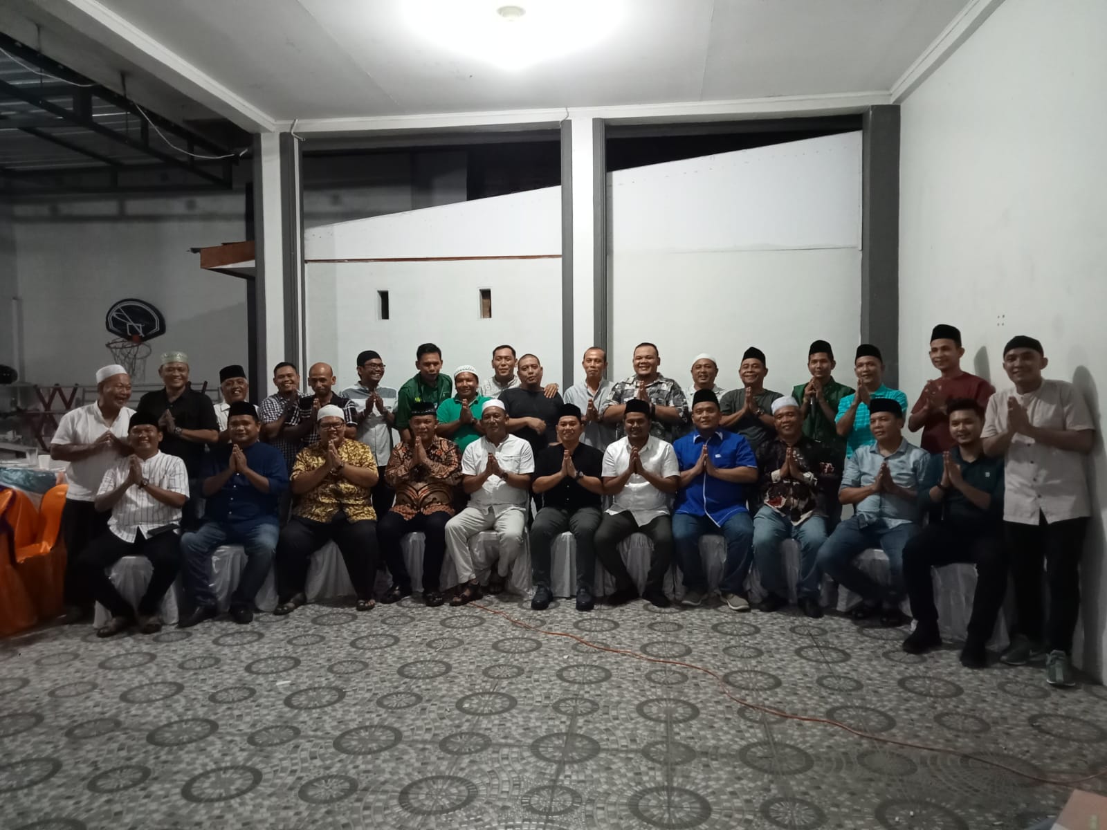 Putra Mahkota Alam Buka Puasa Bersama Pimpinan Parpol