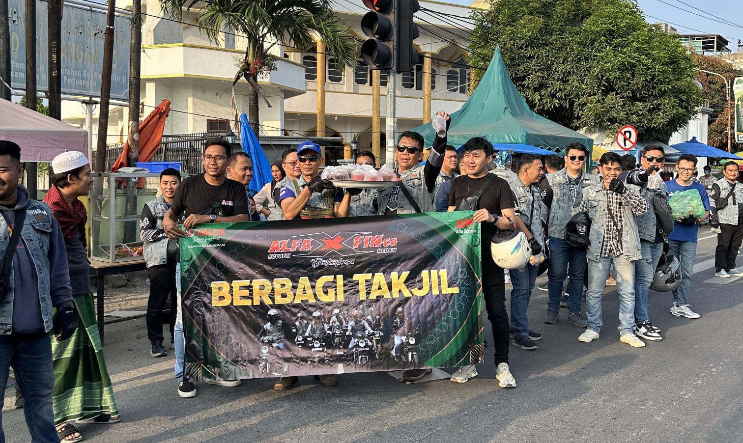 Sensasi Mengendarai Yamaha XSR 155 Sambil Nikmati Icon Kota