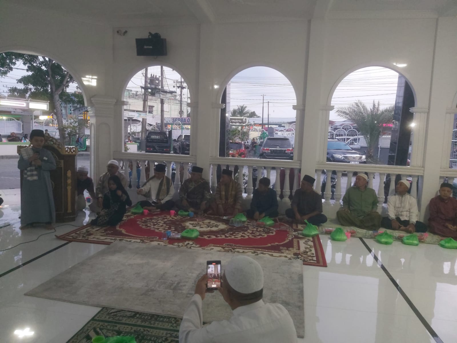 Buka Puasa Bersama Di Masjid Ubudiyah Diisi Tausiyah Dai Cilik