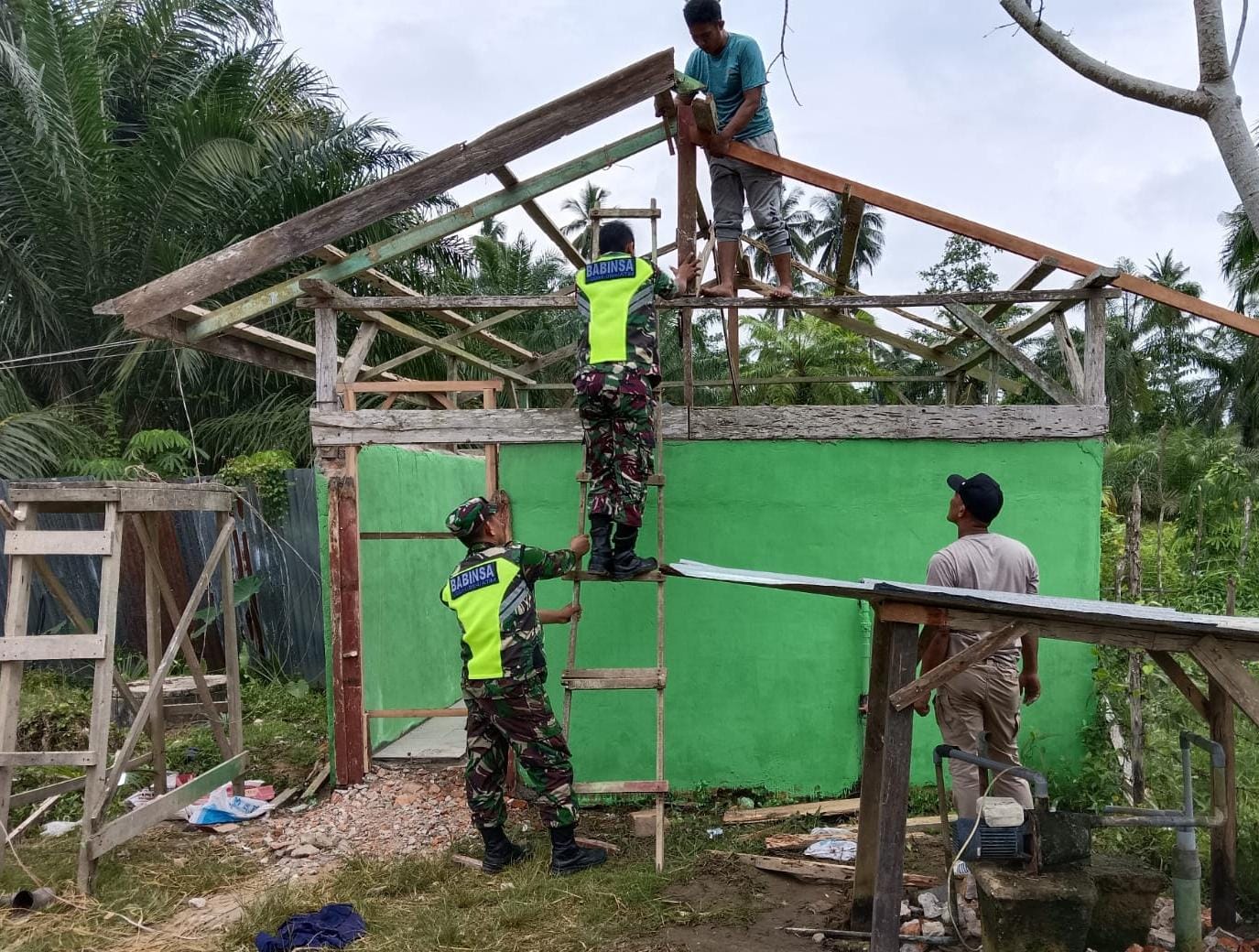 Kodim 0104/Aceh Timur Rehab Dayah Khairatul Munah