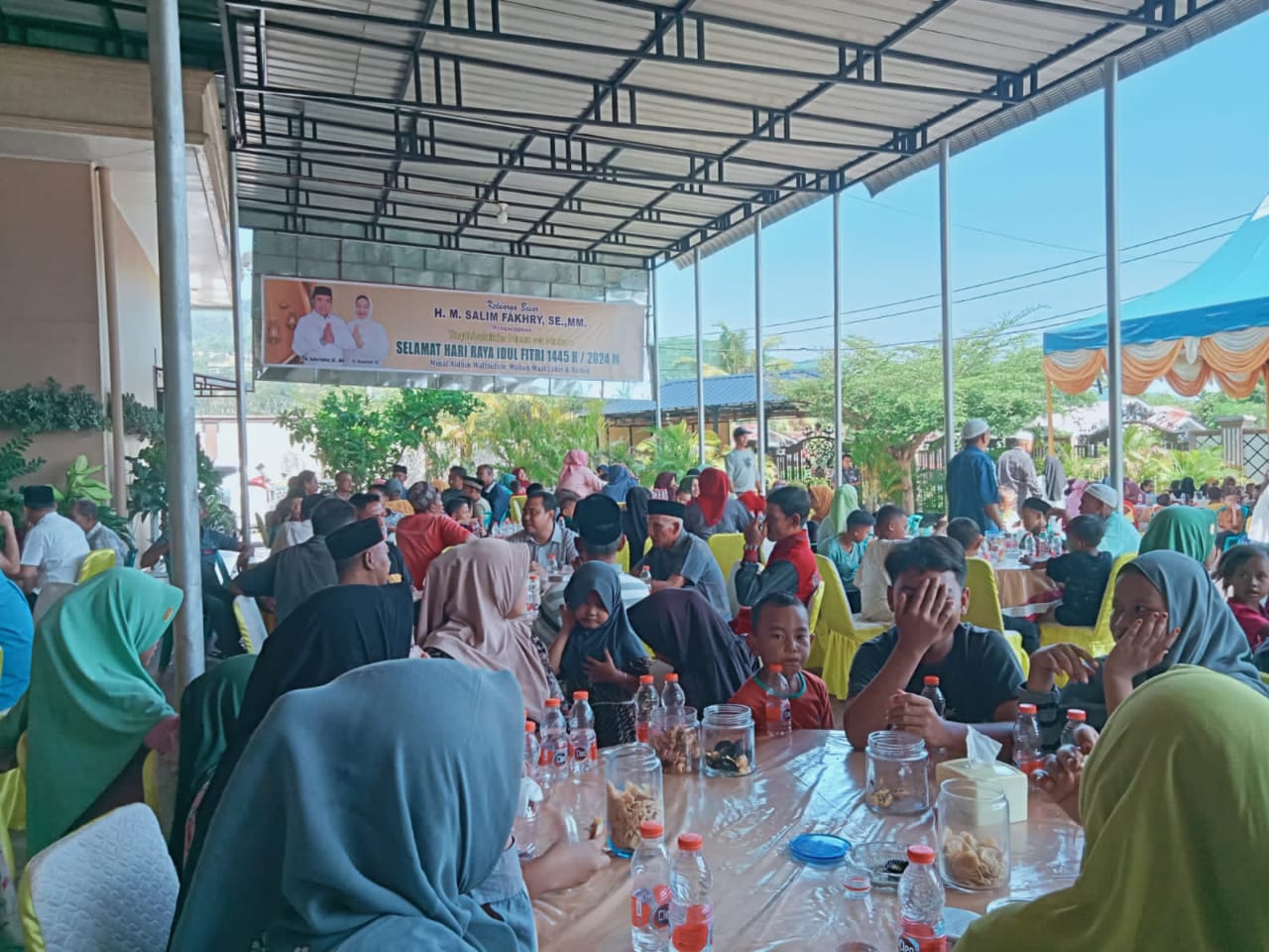 Warga Membludak Hadiri Hari Terakhir Open House Lebaran Salim Fakhry