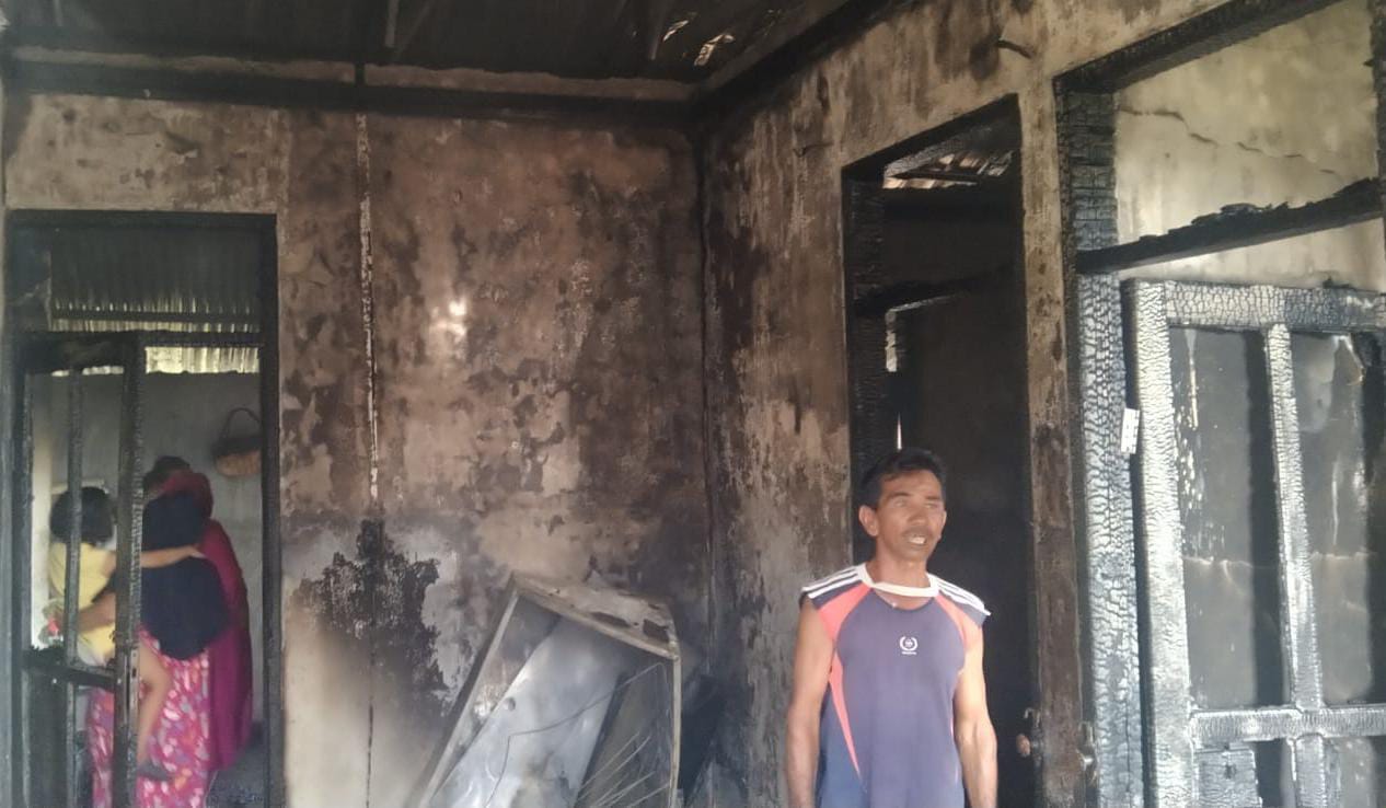 Nekat, Anak Bakar Rumah Orangtua