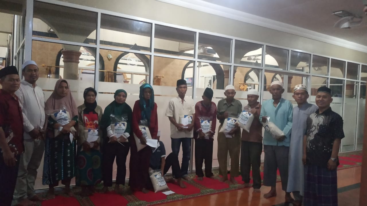 UPZ BKM Nurul Huda Kelambir V Telah Salurkan 130 Paket Zakat Untuk Mustahiq