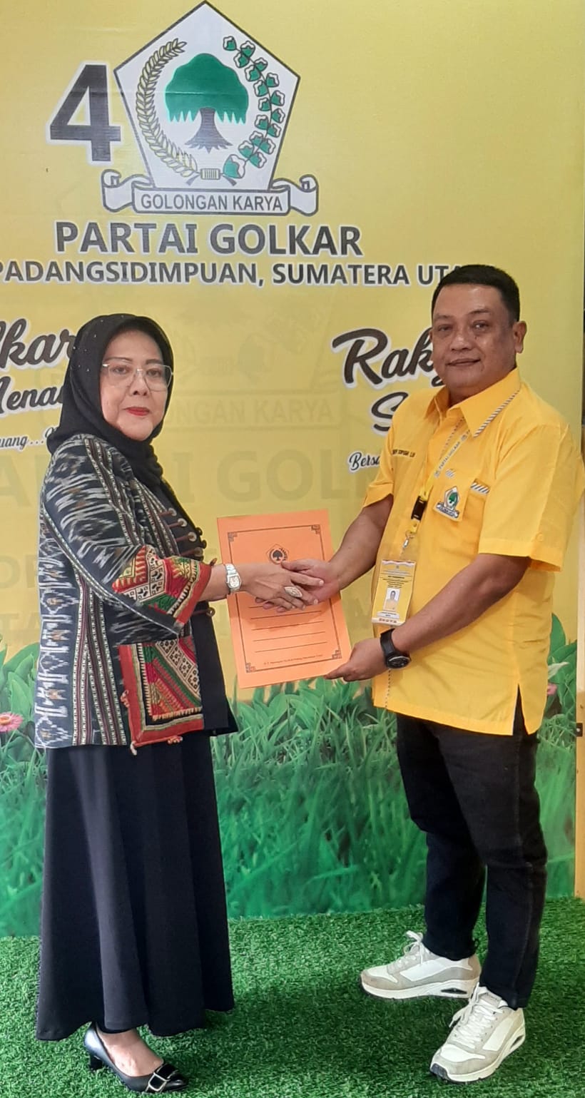 Mantan Kadis LH Sidimpuan, Ambil Formulir Ke Golkar