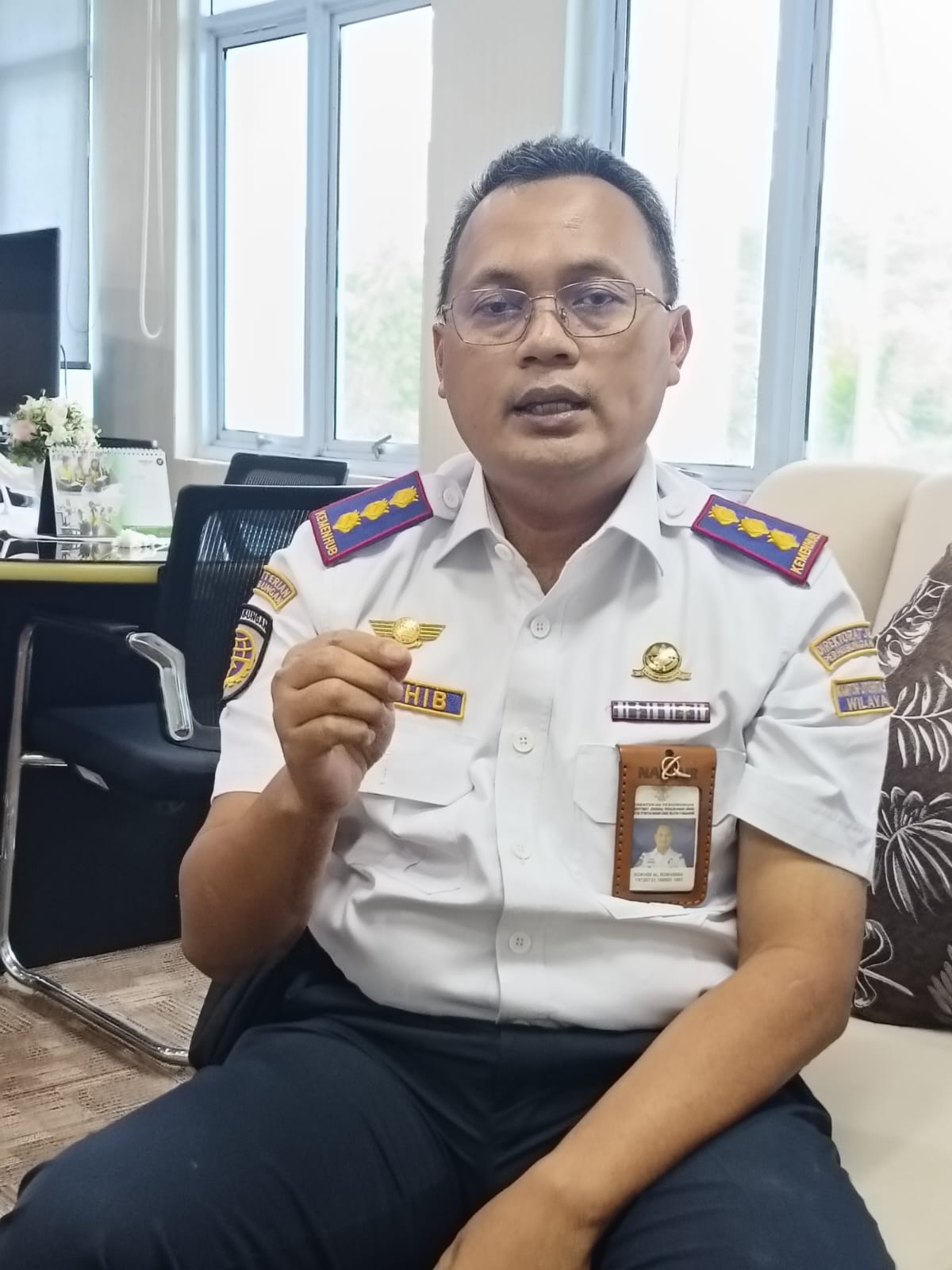 Tiket Pesawat Sulit Didapat, Ka. Otband Akan Tindak Tegas
