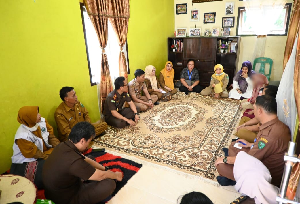 Kajari P.Sidimpuan Inisiasi Trauma Healing Korban Asusila