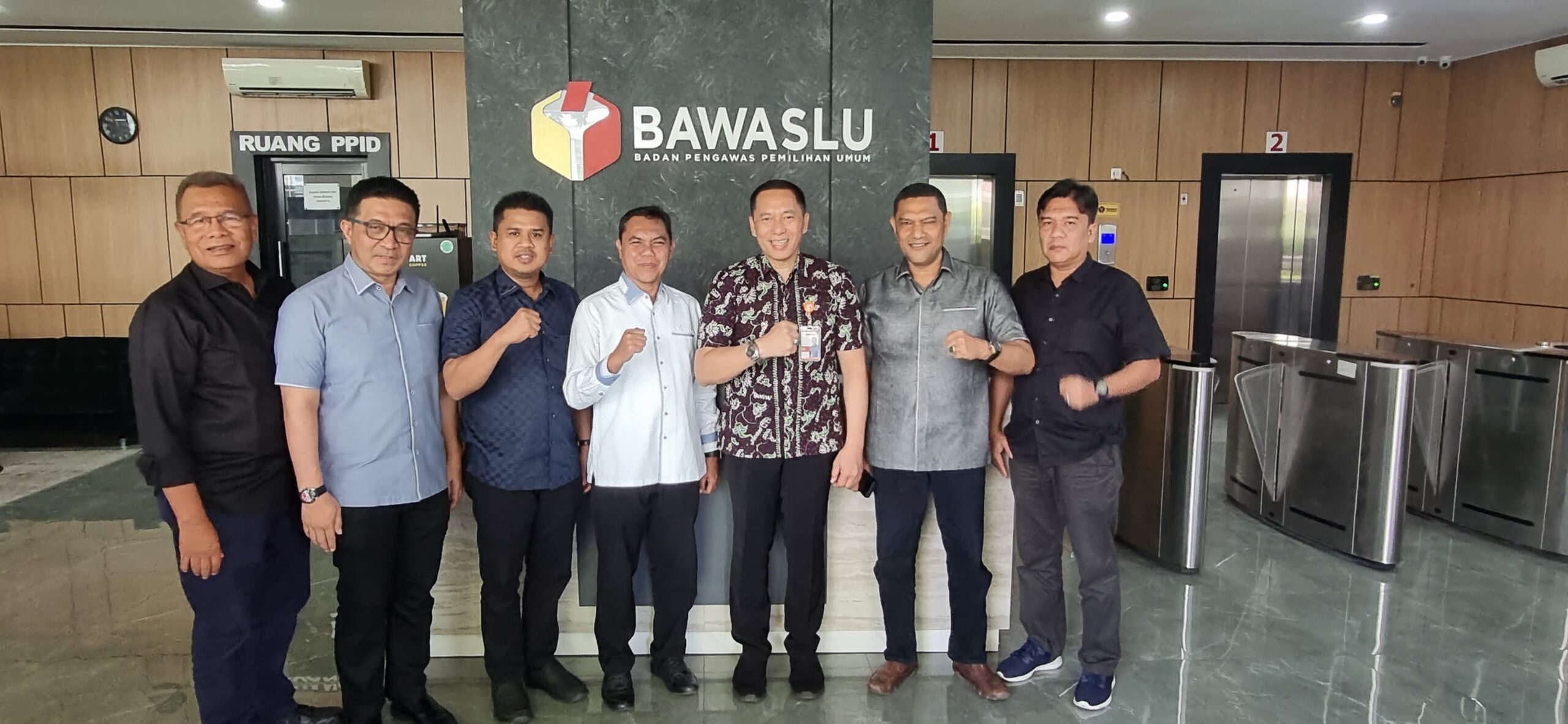 Dewan Serahkan Lima Nama Komisioner Panwaslih Pilkada Banda Aceh