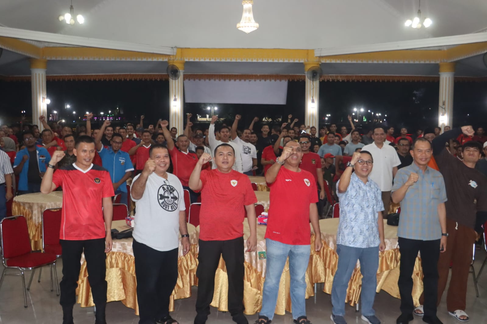 Polres Langkat Nobar Indonesia Vs Uzbekistan