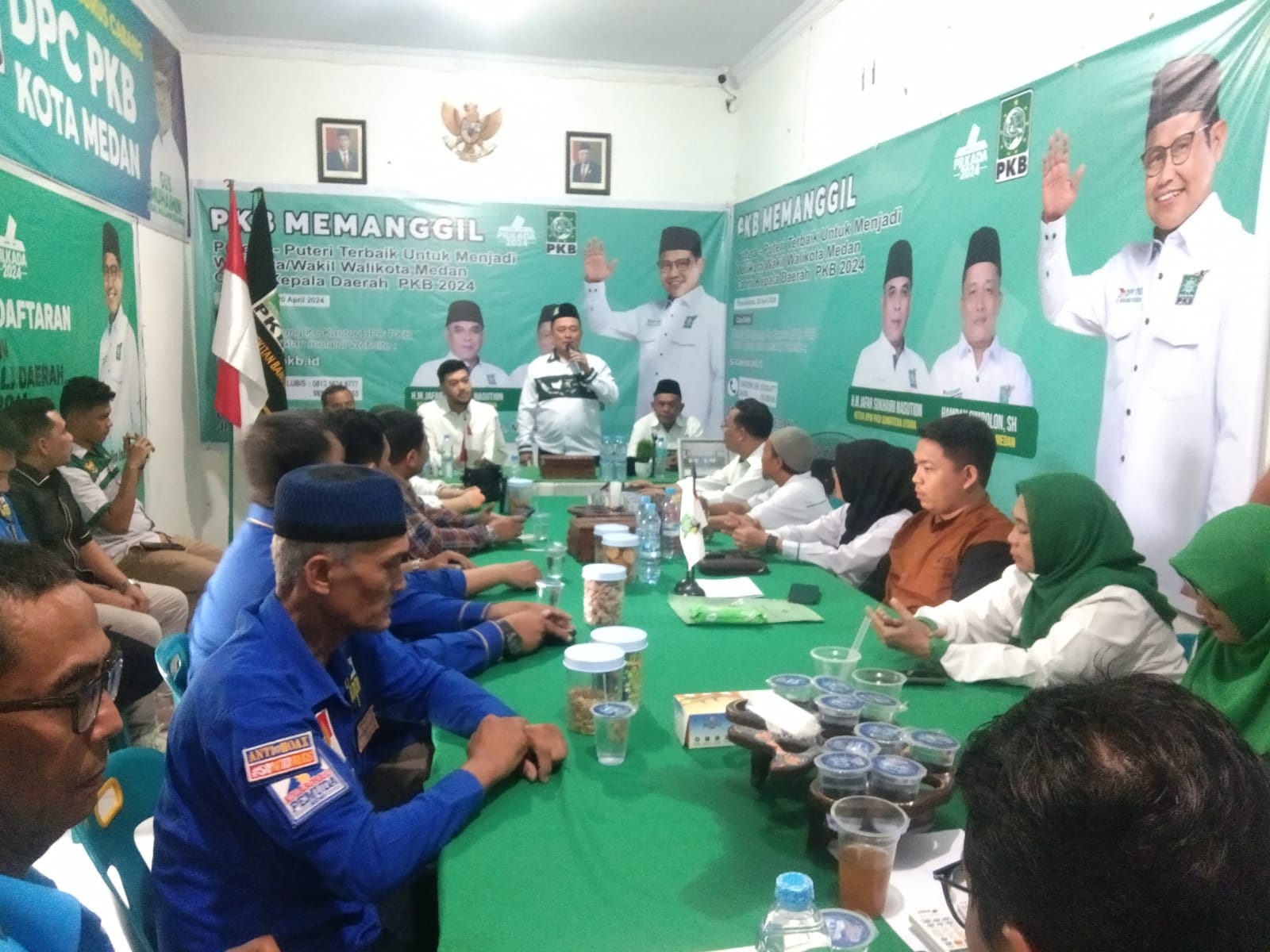 El Adrian Shah Serahkan Formulir Pendaftaran Cawalkot ke PKB Kota Medan