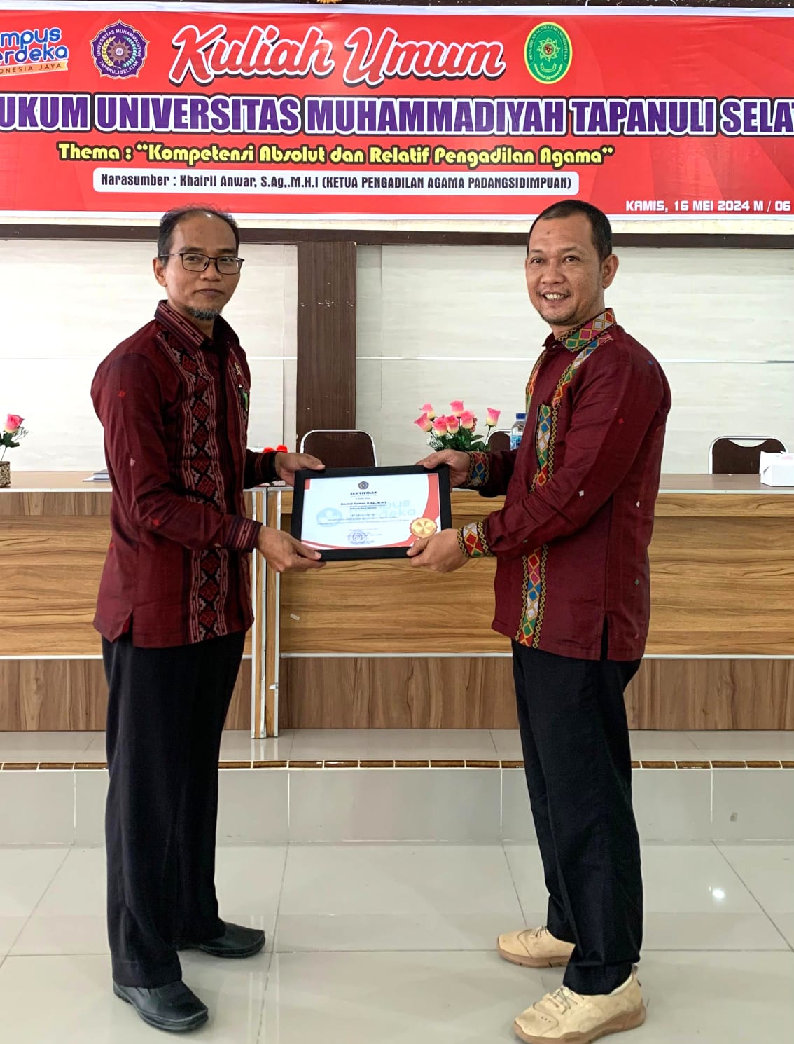 Ketua PA Sidimpuan Cerahkan Mahasiswa Fakultas Hukum UM-Tapsel