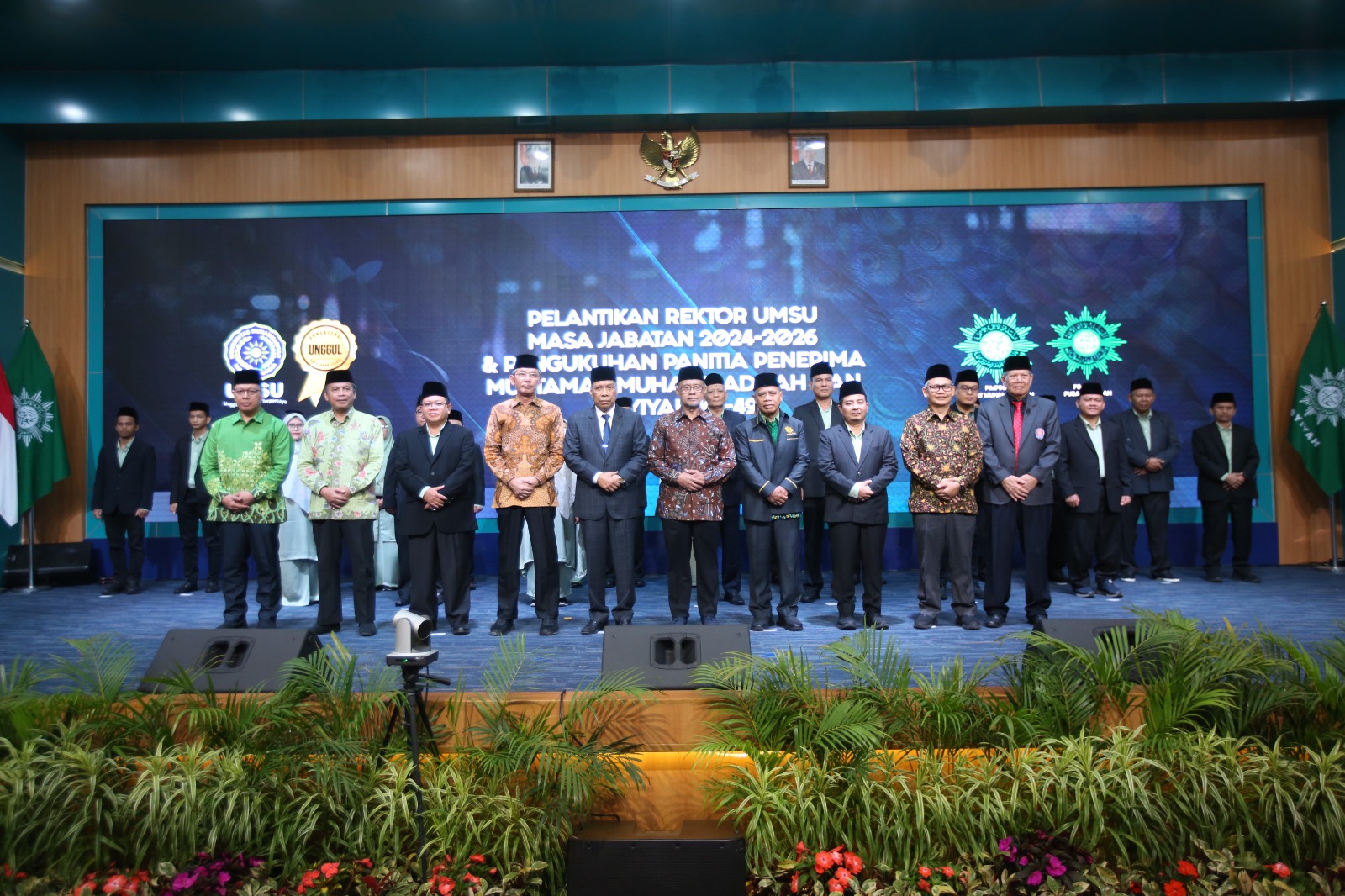PP Muhammadiyah Lantik Rektor UMSU Dan Panitia Muktamar Ke-49 Di Sumut