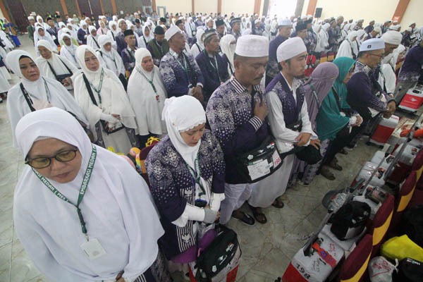 Pj. Bupati Langkat Faisal Hasrimy Lepas 462 Tamu Allah