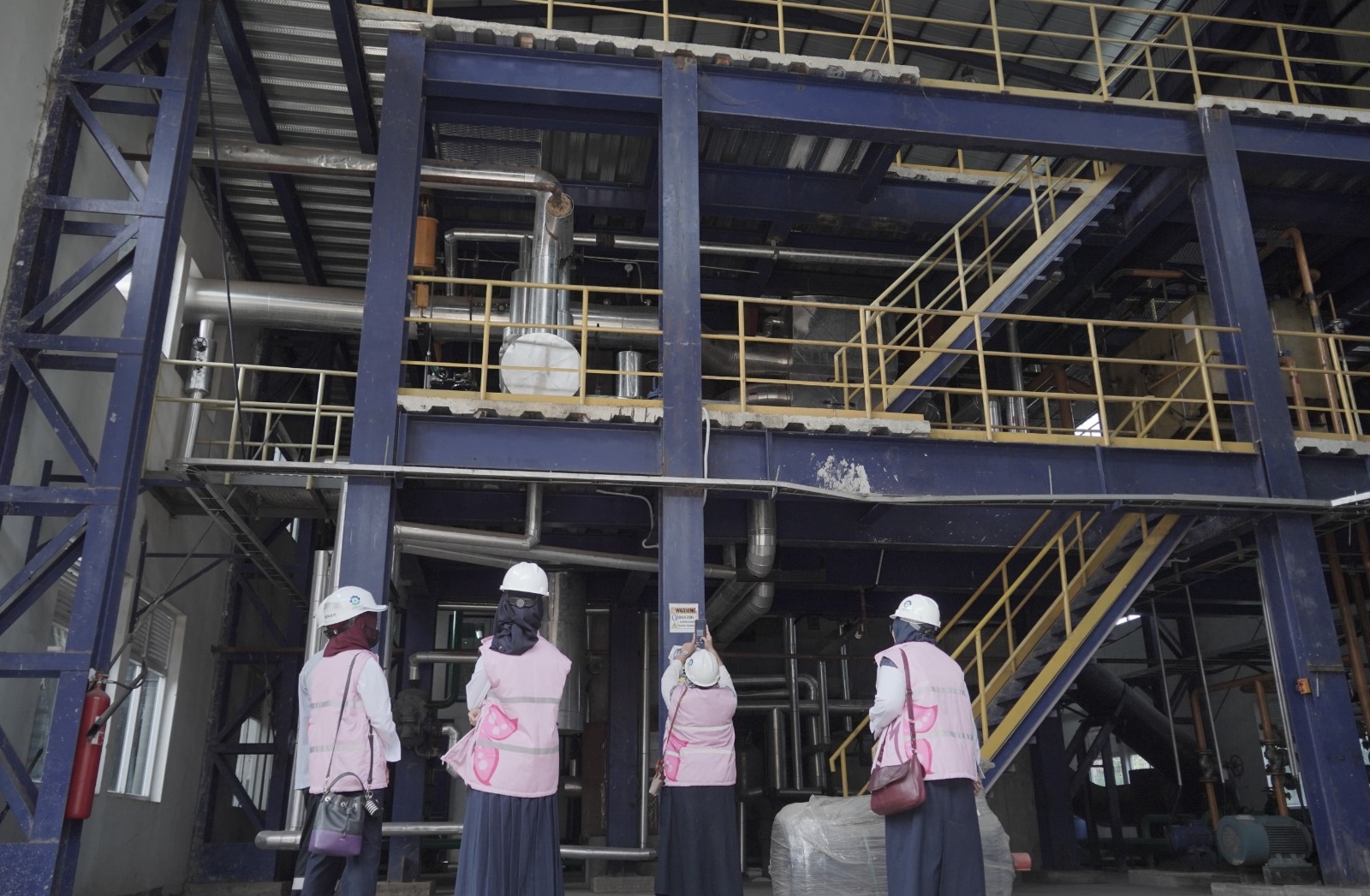 Potensi EBT Meningkat, Srikandi PLN UP3 Medan Utara Tinjau Lokasi PLTBm