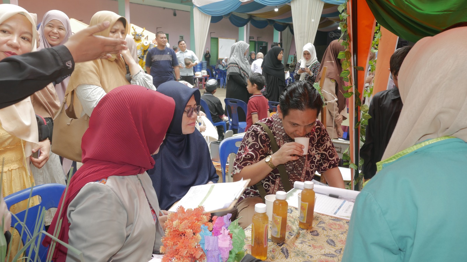 Azzakiyah Islamic Leadership Gelar Science And Robotic Fair