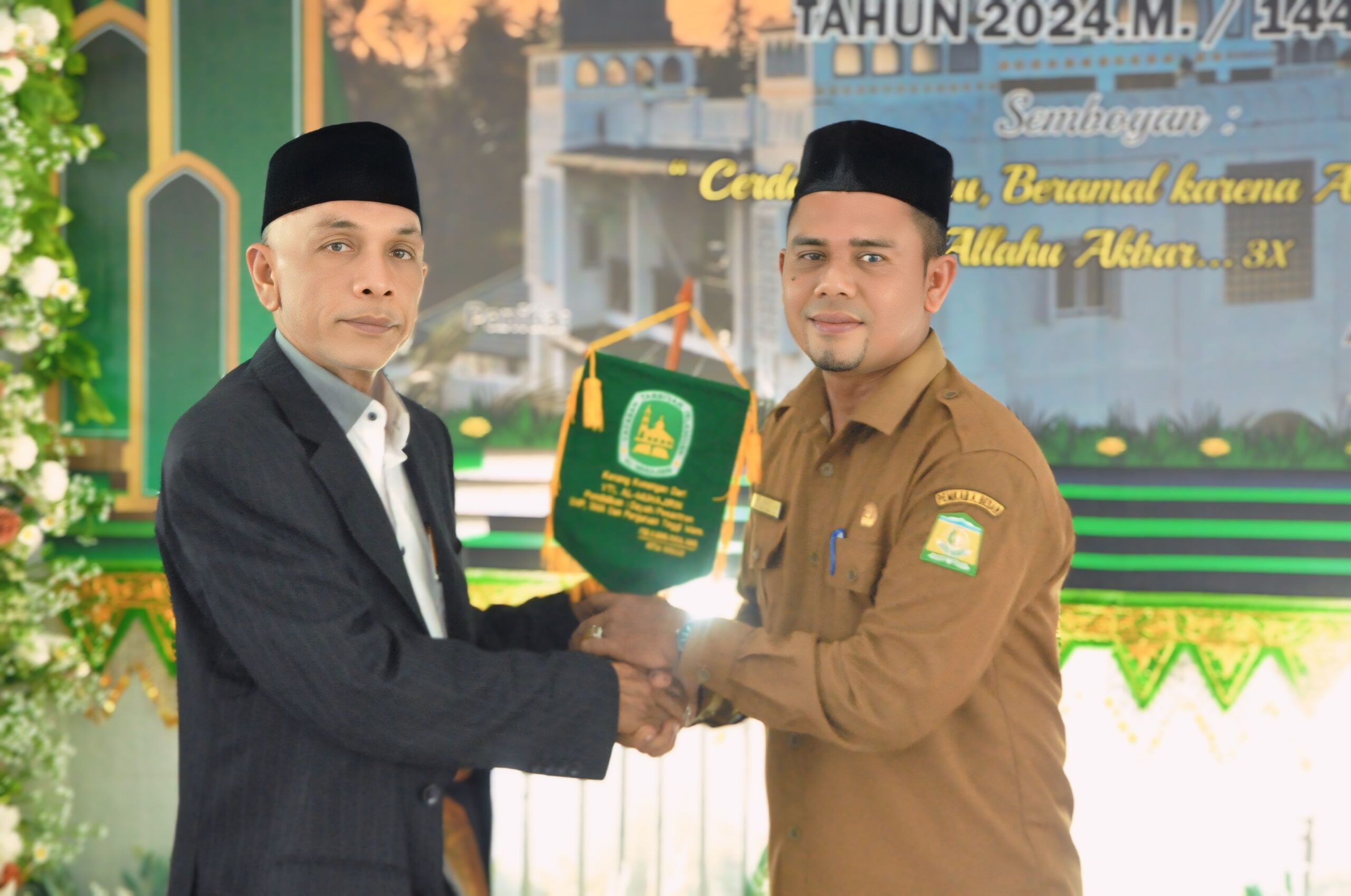 Dayah Al-Muhajirin Gelar Tasyakuran Perpisahan Santri