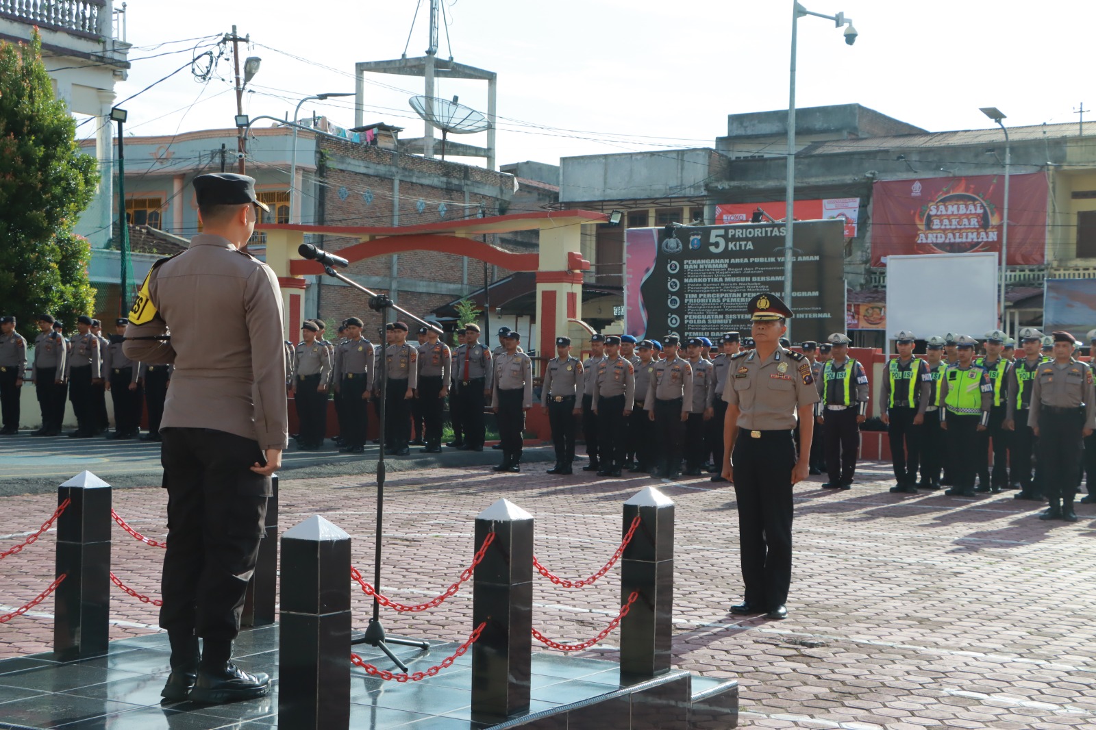 Polres Samosir Gelar Upacara Kenaikan Pangkat Pengabdian