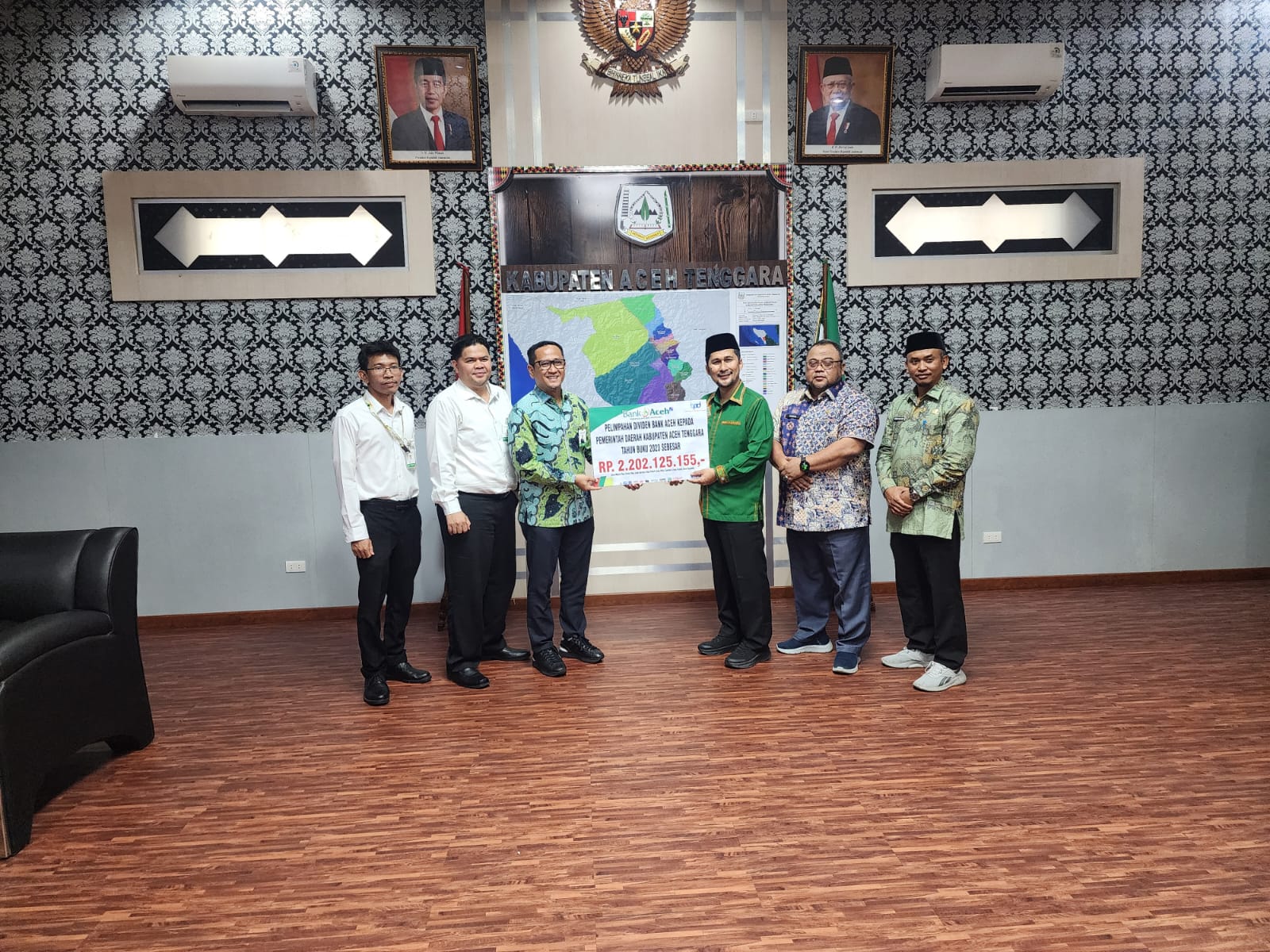 Pemkab Agara Terima Pembagian Dividen Senilai Rp2.202.125.155
