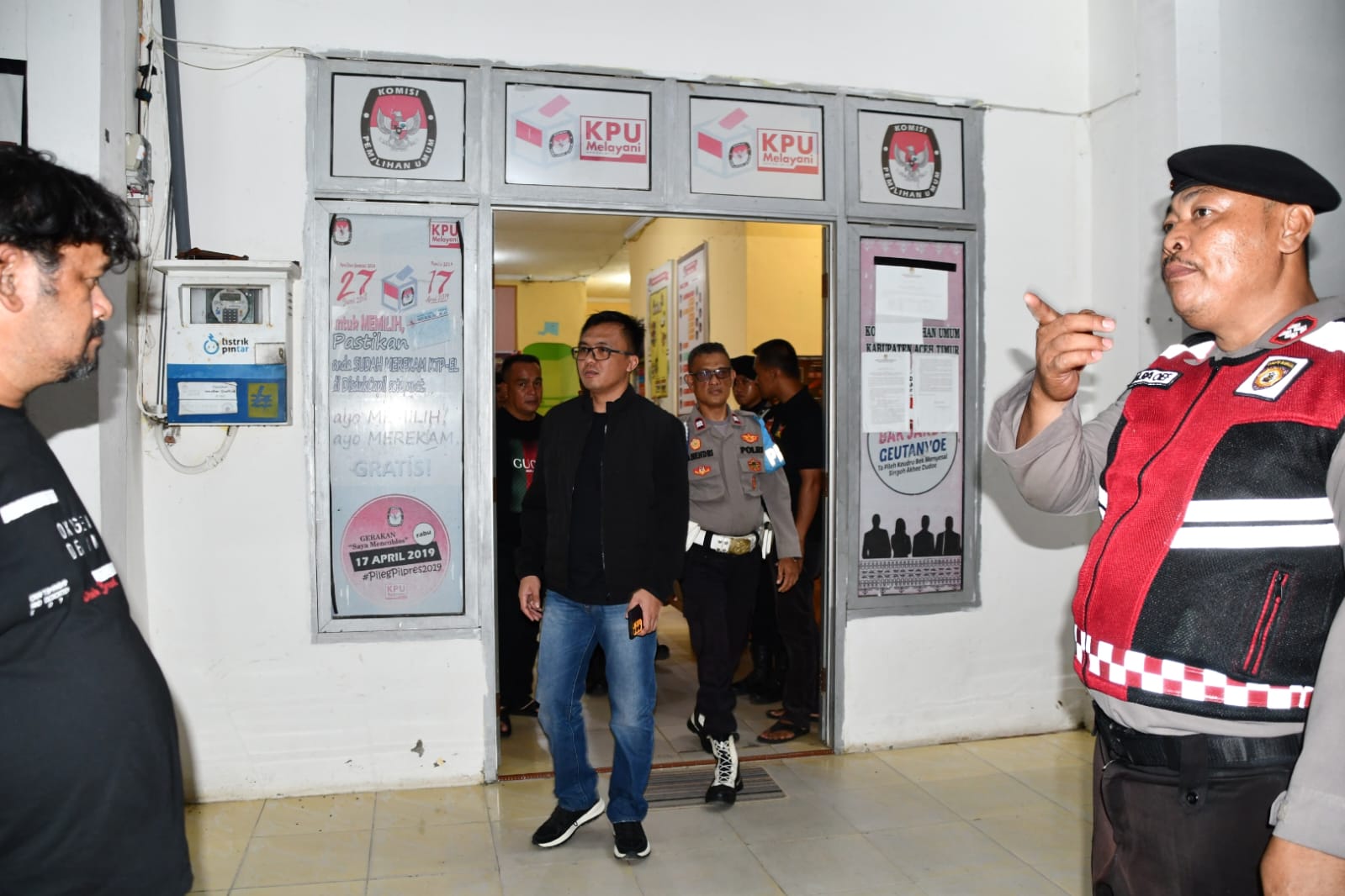 Penjagaan Kantor KIP, Gudang Logistik Dan Bawaslu Diperketat Pasca Putusan MK