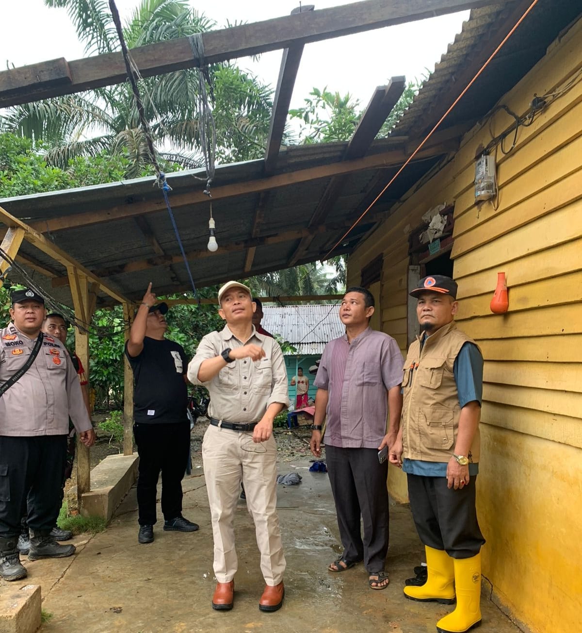 Hari Pertama Jadi Plh. Bupati Palas, Langsung Tinjau Korban Bencana
