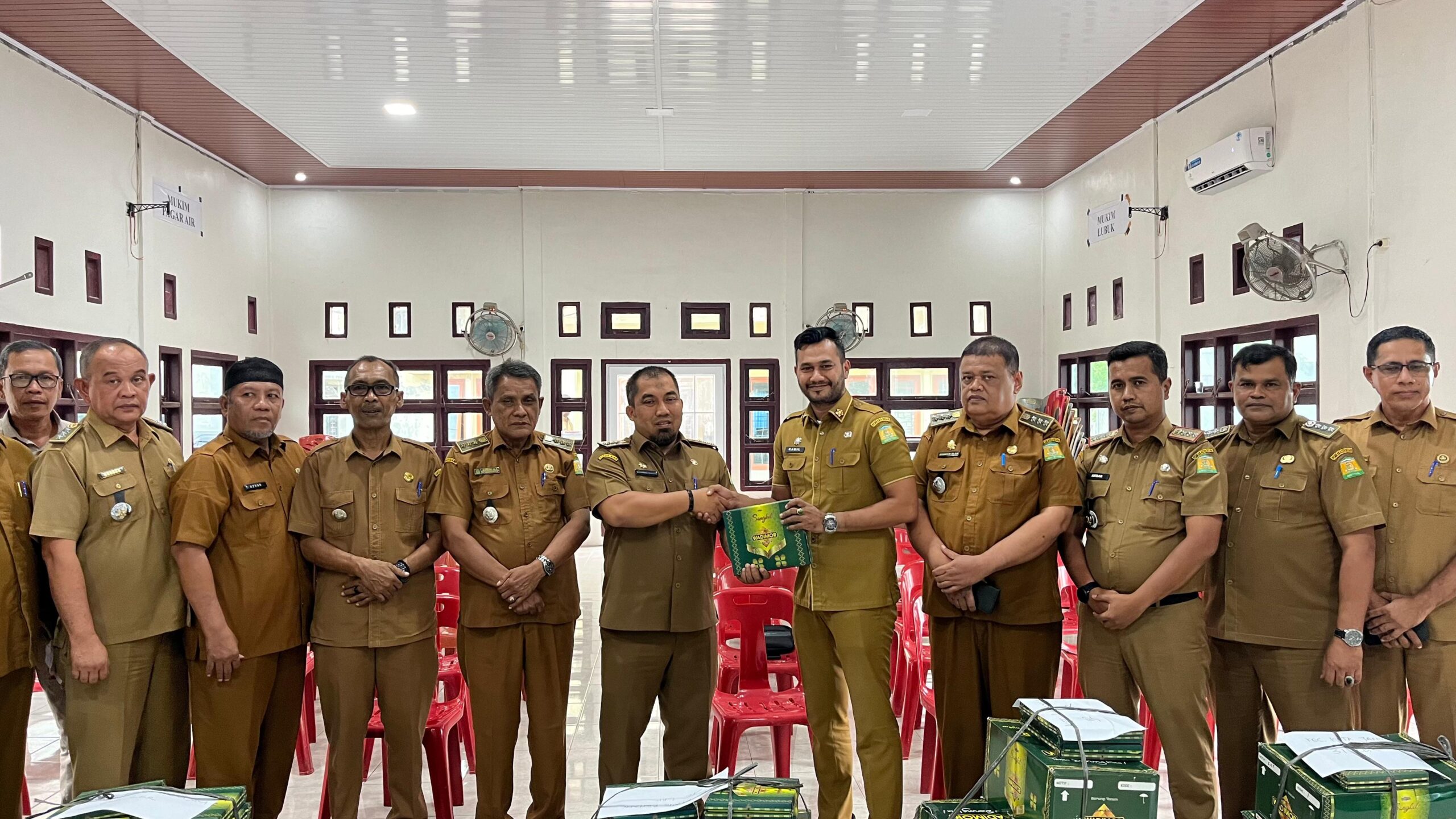 1.218 Kain Sarung Untuk Teungku Imuem Hingga Bilal Meunasah
