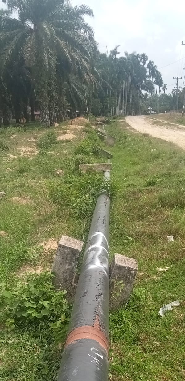 Awas Berbahaya, Jalur Pipa Minyak Pertamina EP Rantau 'Mengular' Di Permukaan Tanah