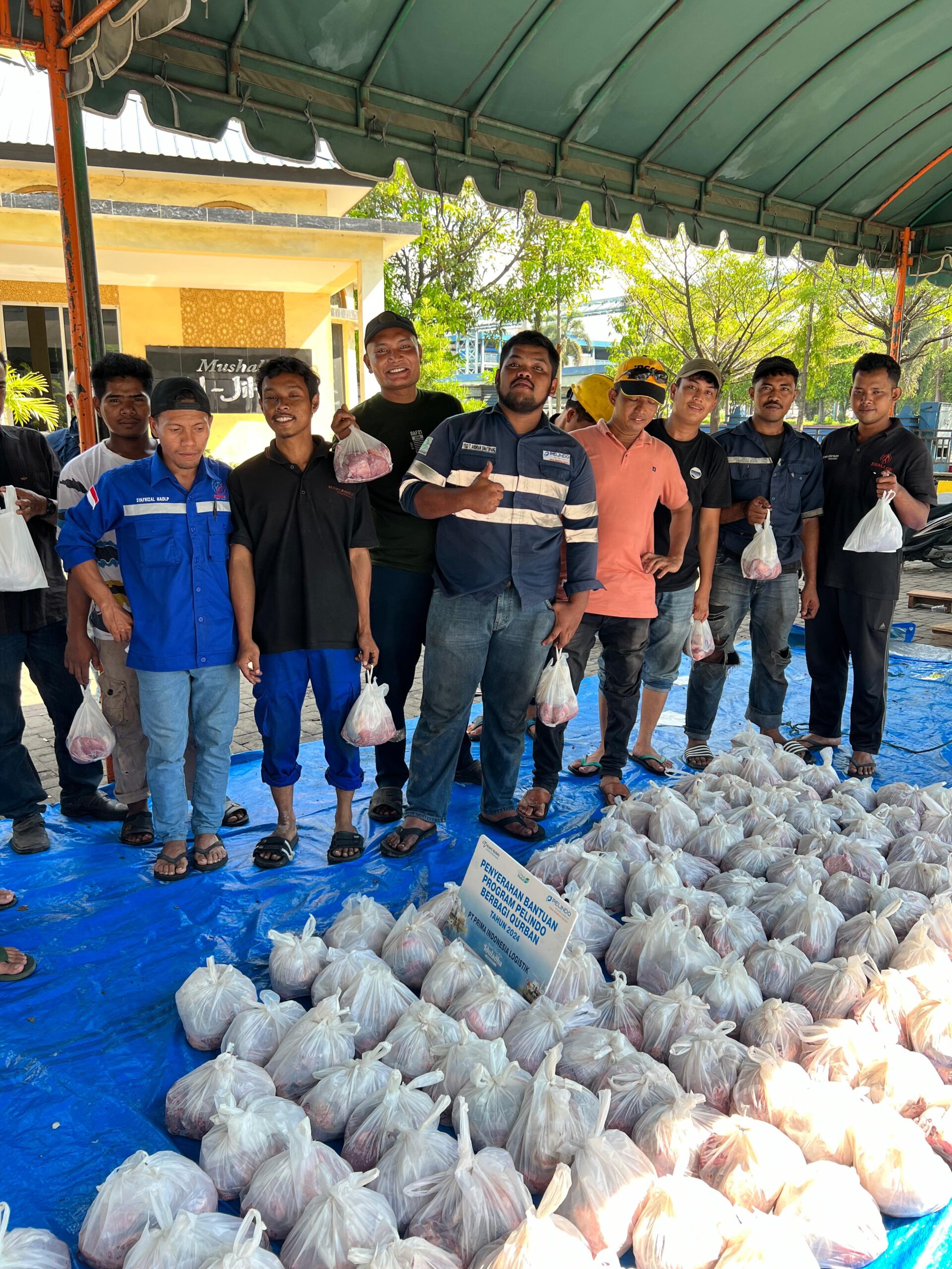 Idul Adha 1445 H, PT PIL Sembelih Hewan Kurban