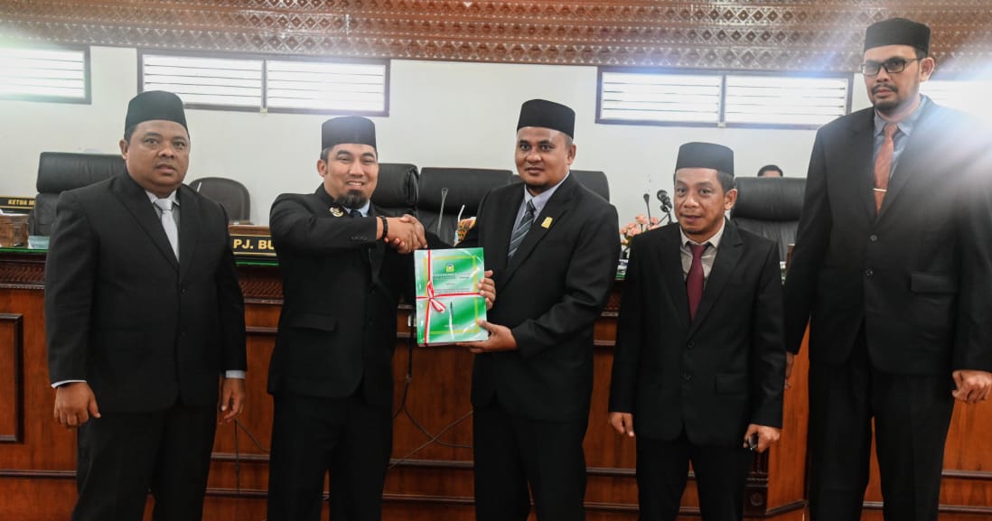 Pj Bupati Sampaikan Raqan Pertanggungjawaban APBK Aceh Besar 2023