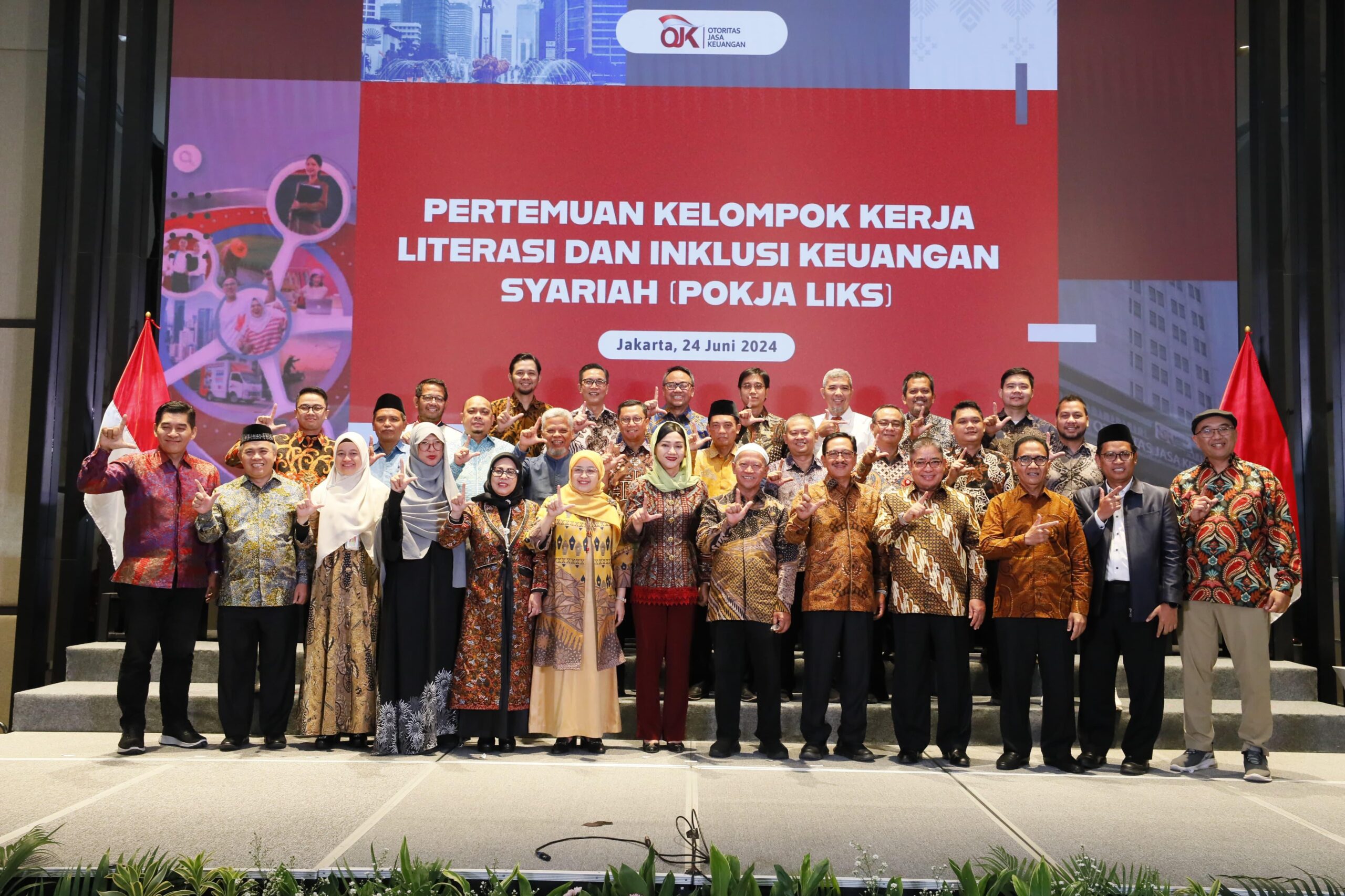 OJK Tingkatkan Literasi Dan Inklusi Keuangan Syariah Pelajar Lewat ISFO