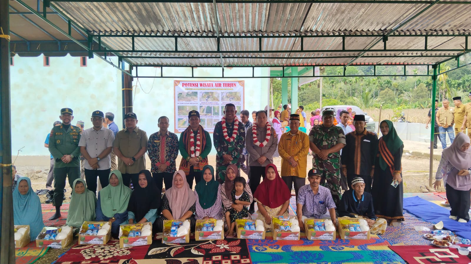 Desa Buntul Kendawi Pertama Kali Dikunjungi Pejabat