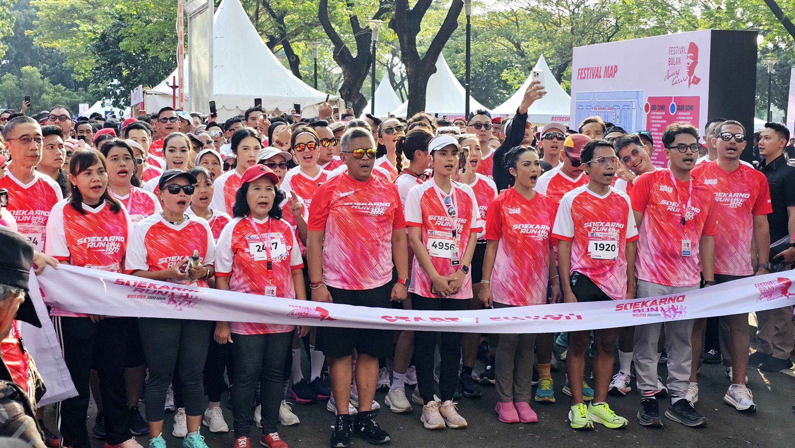 Berbagai Komunitas Anak Muda Meriahkan Soekarno Run Di GBK, Senayan, Jakarta
