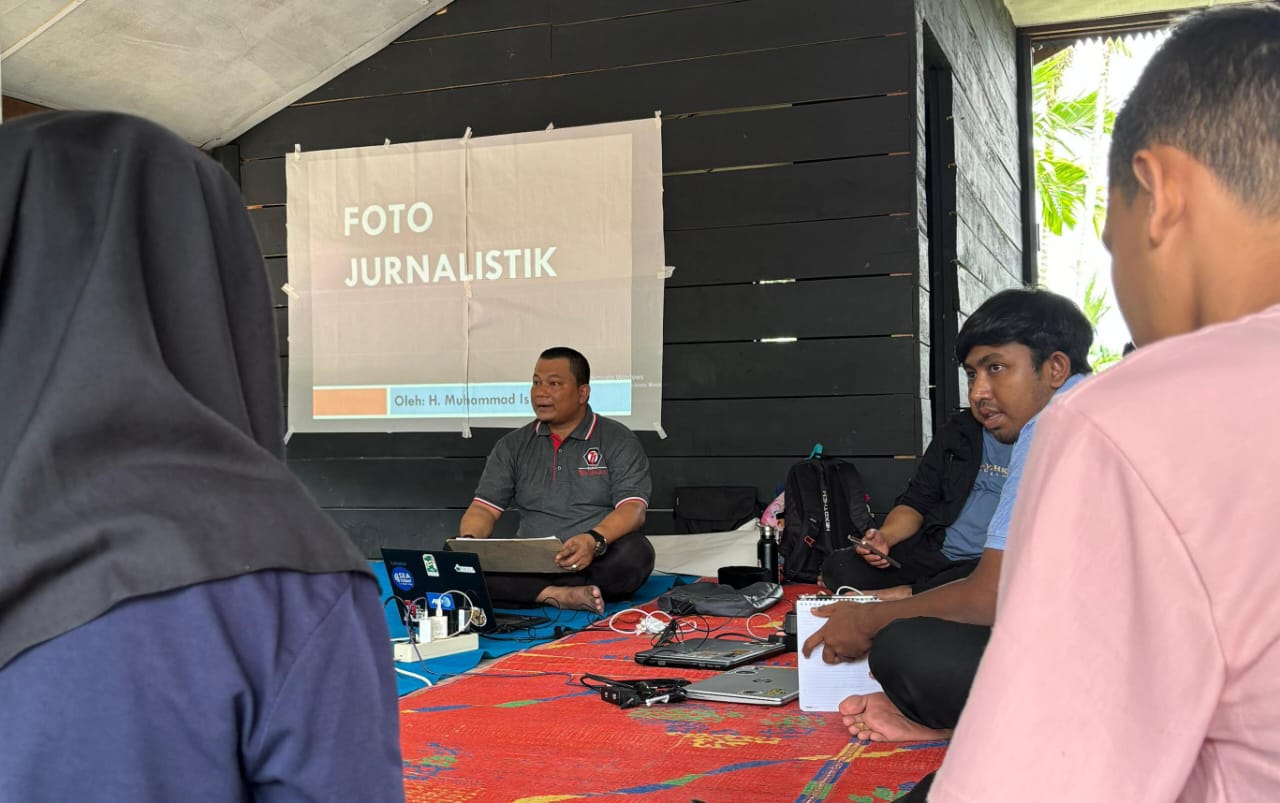 Belasan Peserta CO Dibekali Dasar Jurnalistik