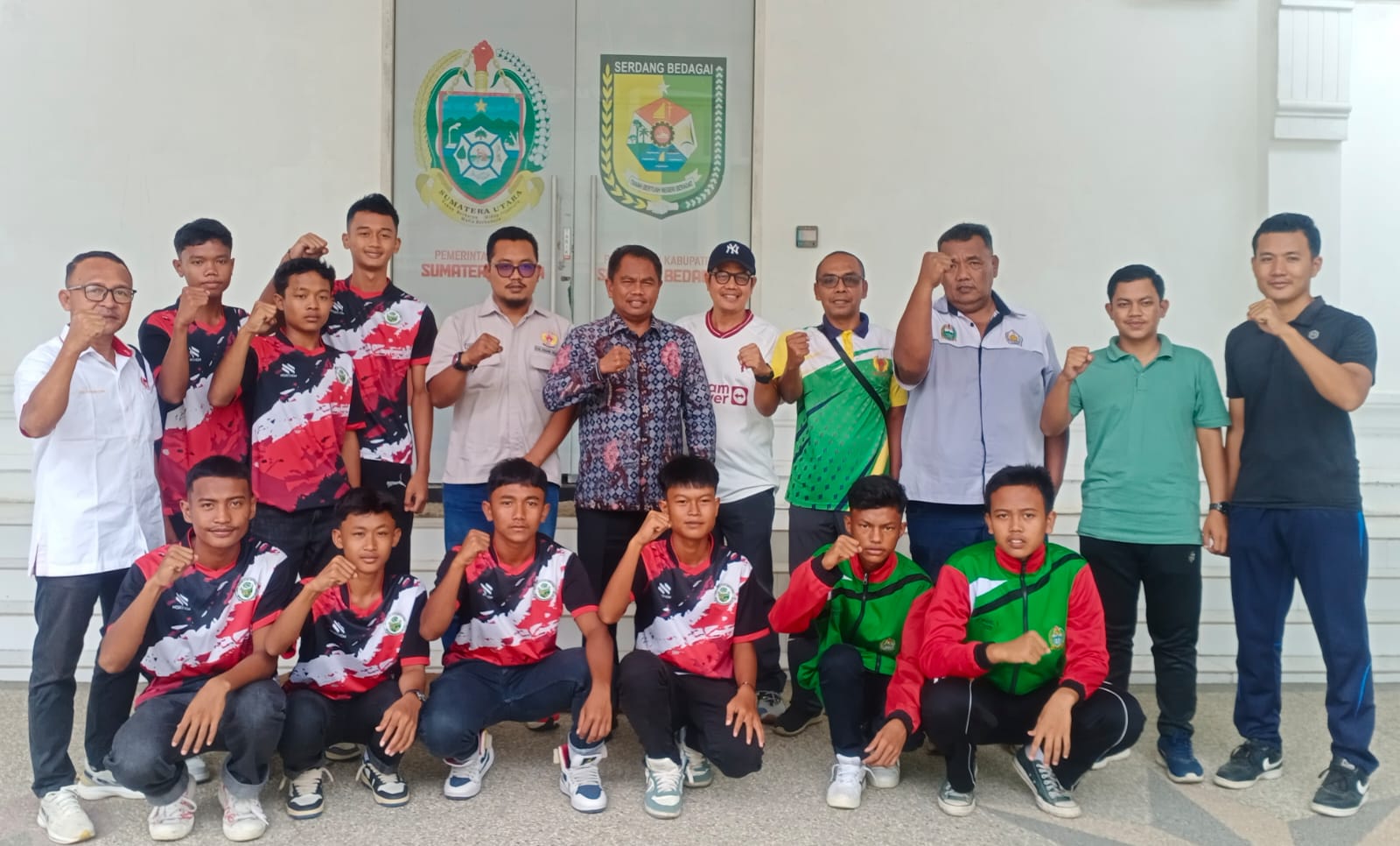 Adlin Tambunan Janjikan Bonus Atlet Takraw Sergai