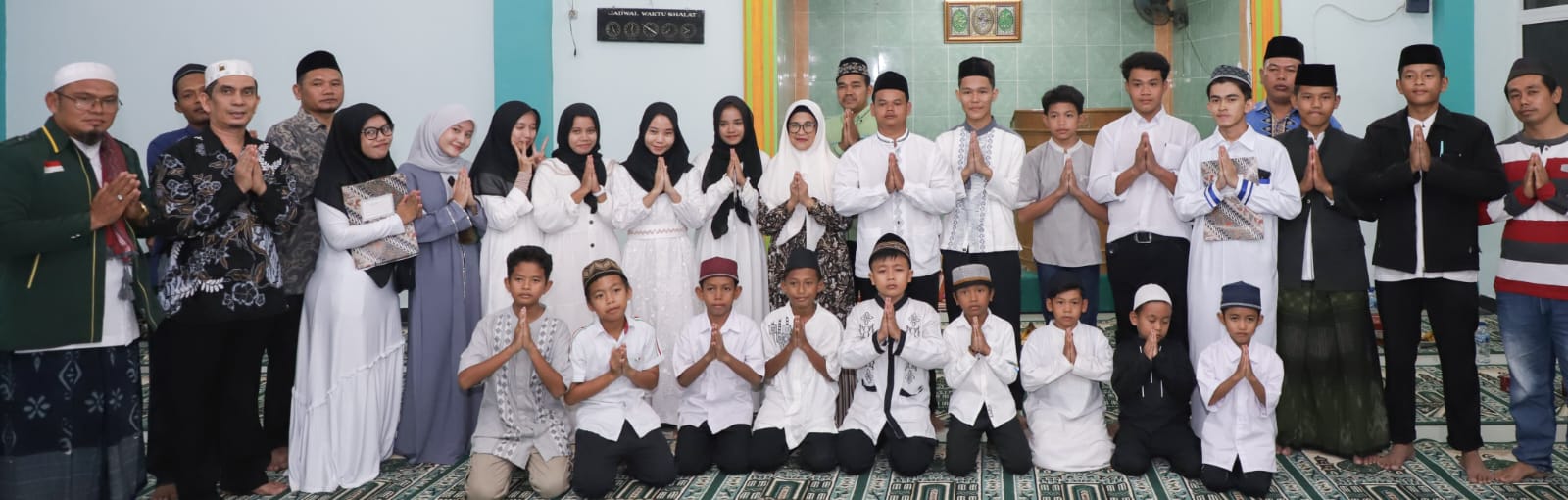 Wali Kota P.Siantar Terharu Dua Rumah Ibadah Beda Keyakinan Berdampingan