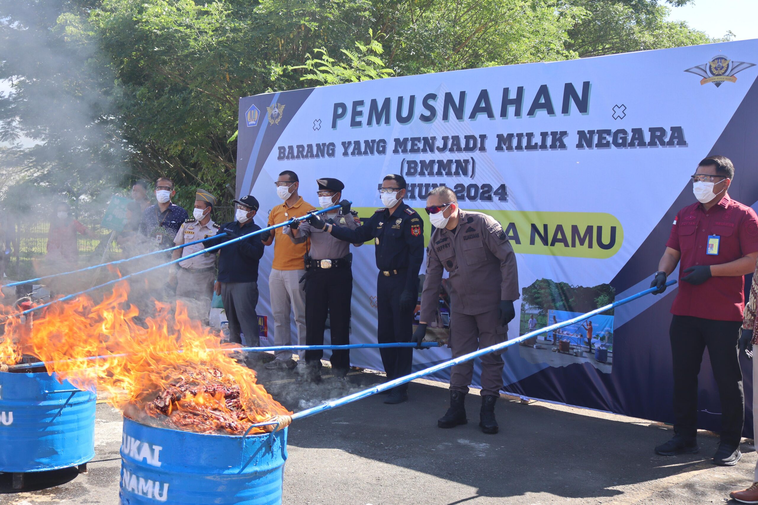 BC Kualanamu Musnahkan Barang Asal LN Rp88 Juta