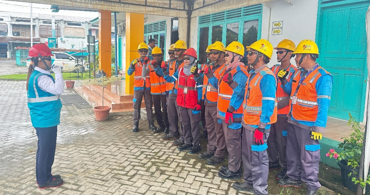 Nuraida, Sosok Wanita Tangguh Menjaga Keandalan Listrik