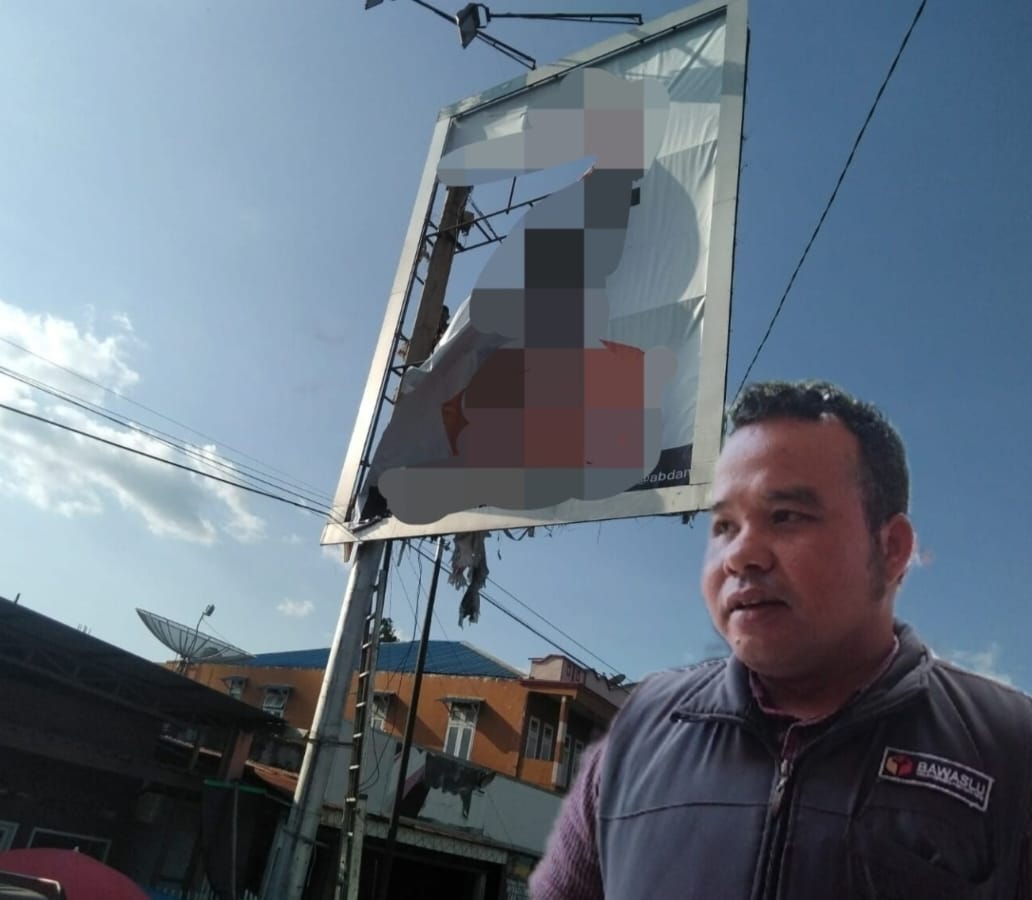 Ketua Bawaslu Madina "Acak-acak" Sekretariat