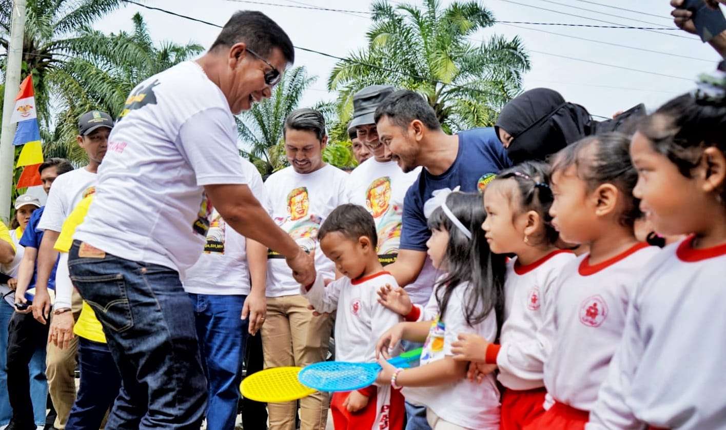Giat Haroan Bolon Di Hatonduhan, Bupati Tawarkan 'RHS' Lewat Kartu Si Kerja