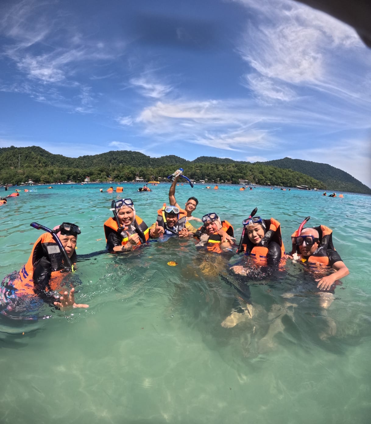Dharmayukti Karini PT BNA Wisata Bahari Ke Sabang