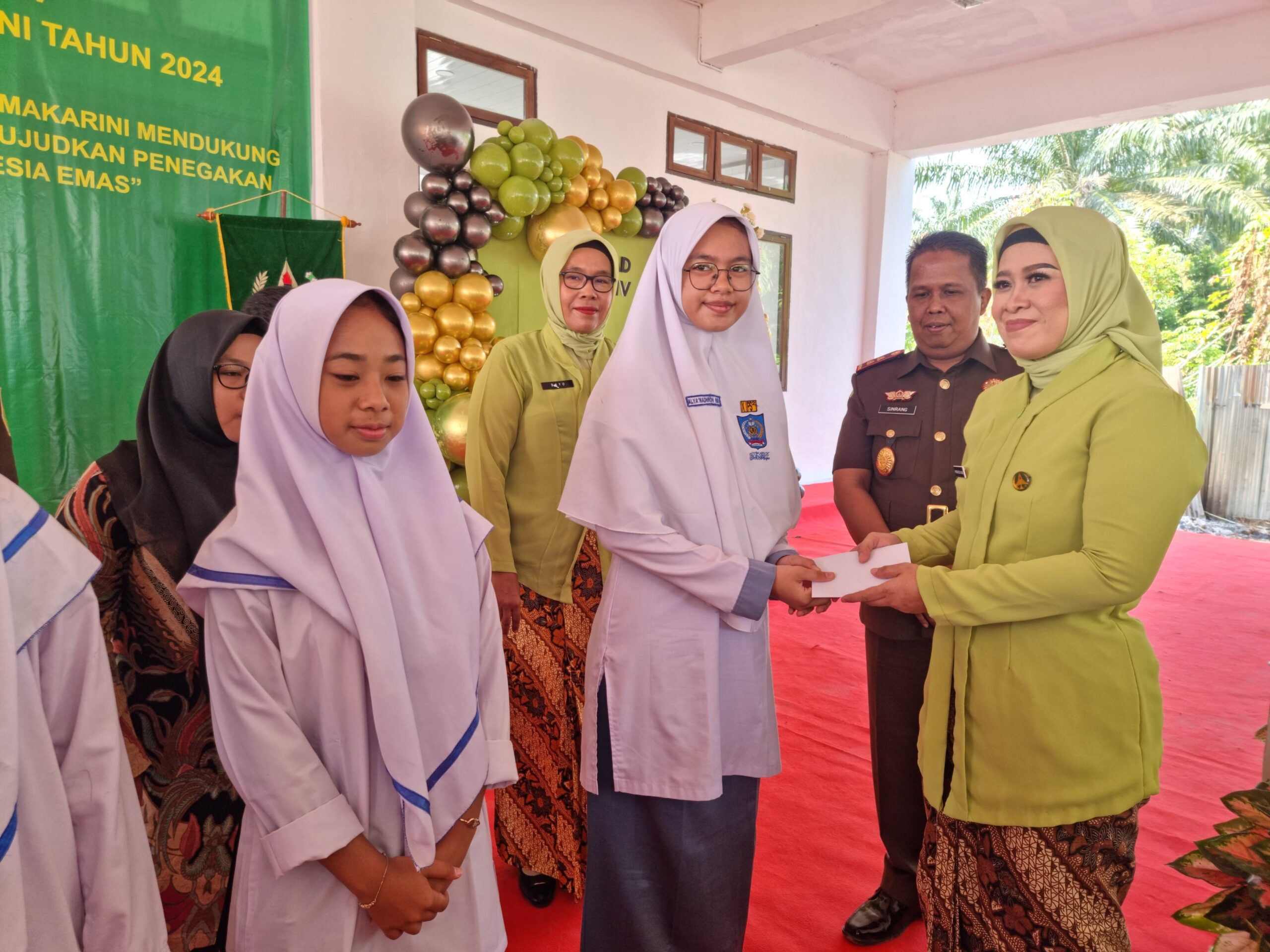 Peringatan HUT IAD 2024, Kejari Palas Santuni Anak Berprestasi