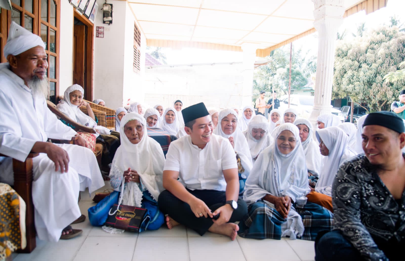 Putra Mahkota, Pengusaha Muda Yang Berjiwa Sosial