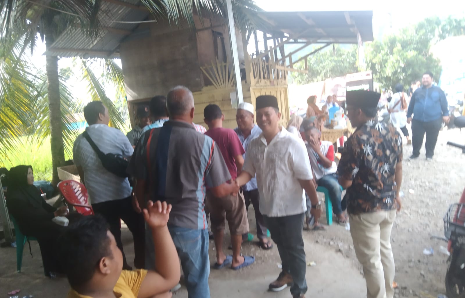 Balon Bupati Palas Putra Mahkota Makin Dekat Dengan Masyarakat